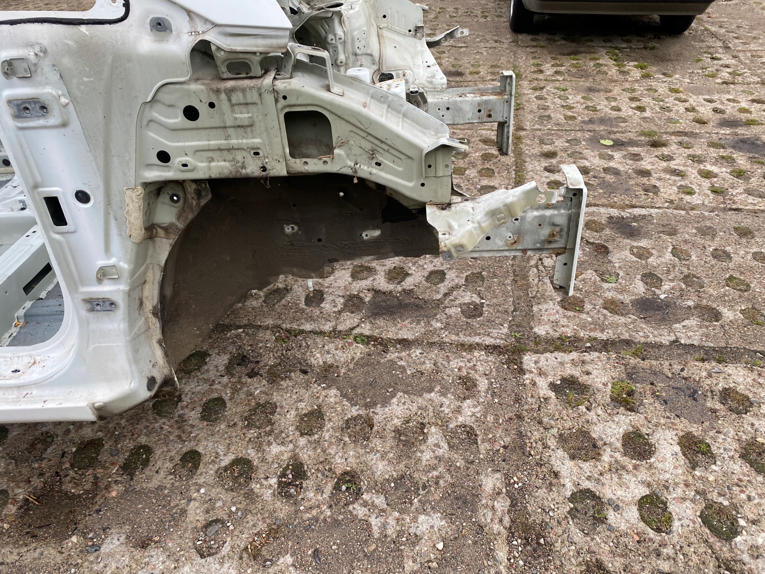 KIA CARENS IV quarter quarter right 13-18