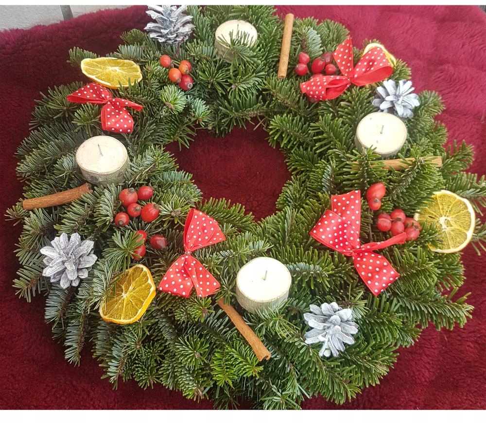 

Wieniec/wianek, żywy, podstawki na świece śr. 45cm