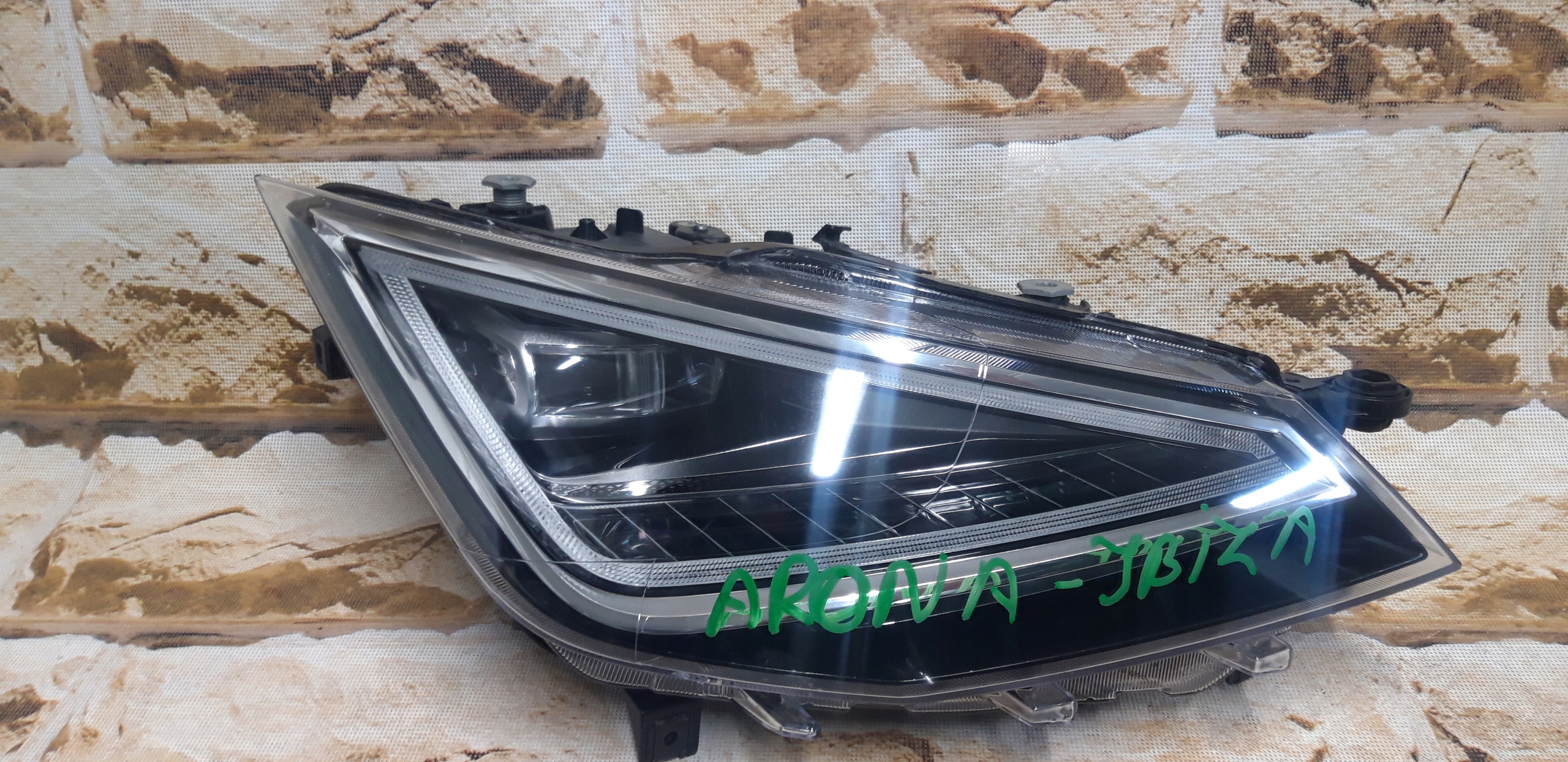 seat ibiza 5 V 6f1 ARONA lift 22 full led europa prawa lampa
