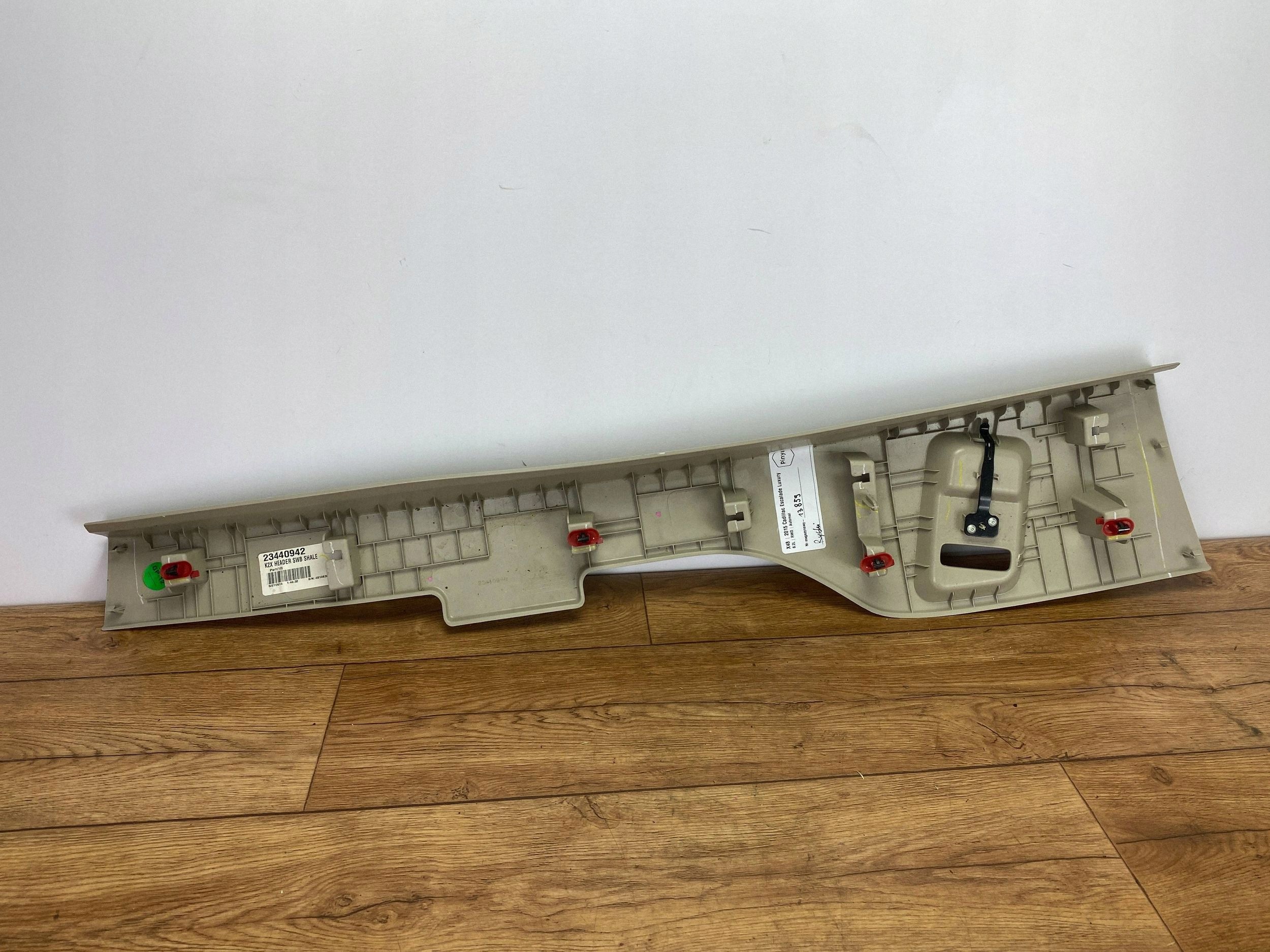 cover slupka Cadillac Escalade IV 2015+