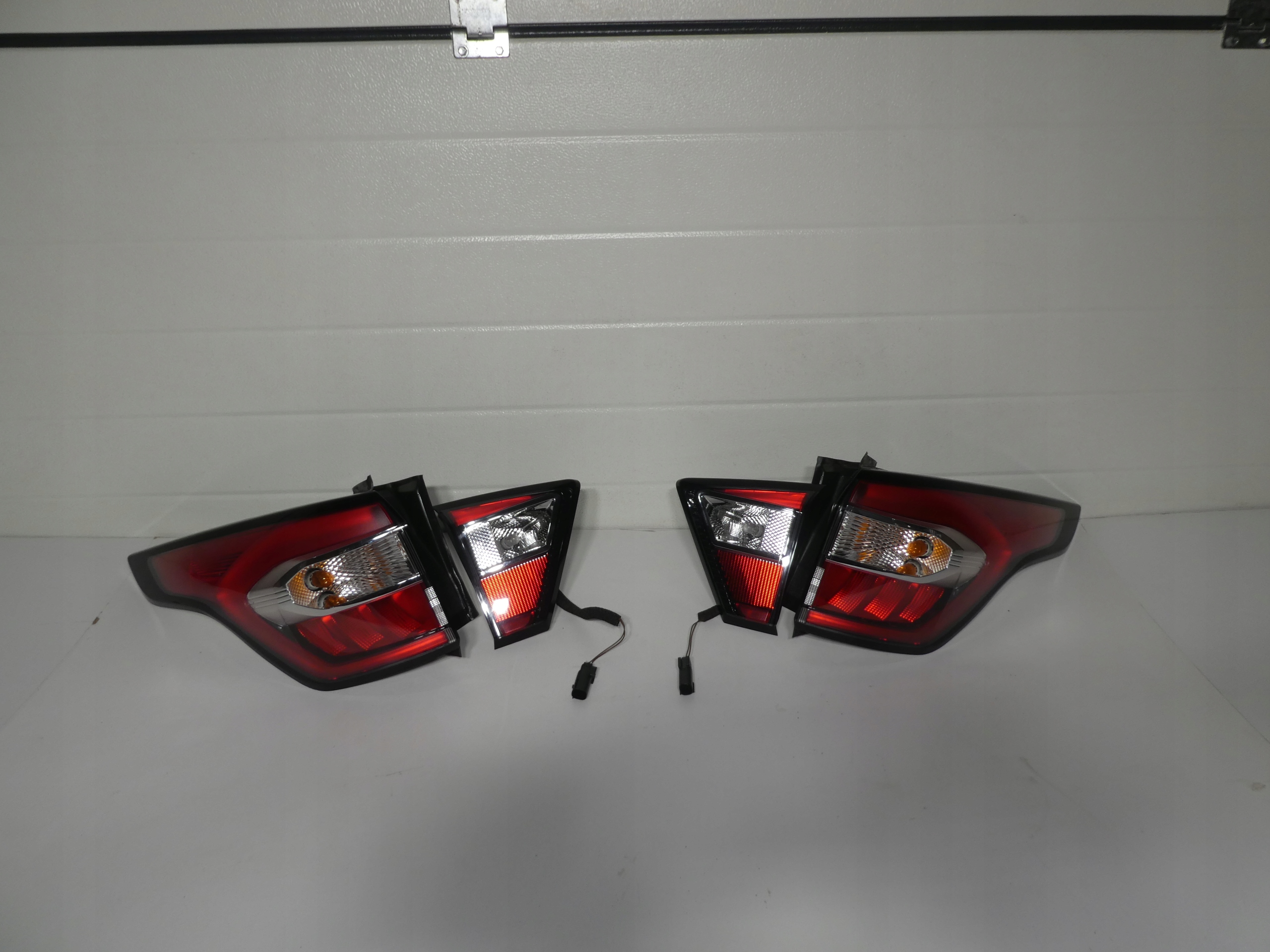 FORD KUGA II mk2 lights rear. right left KOMPLET GV41-13405-AD