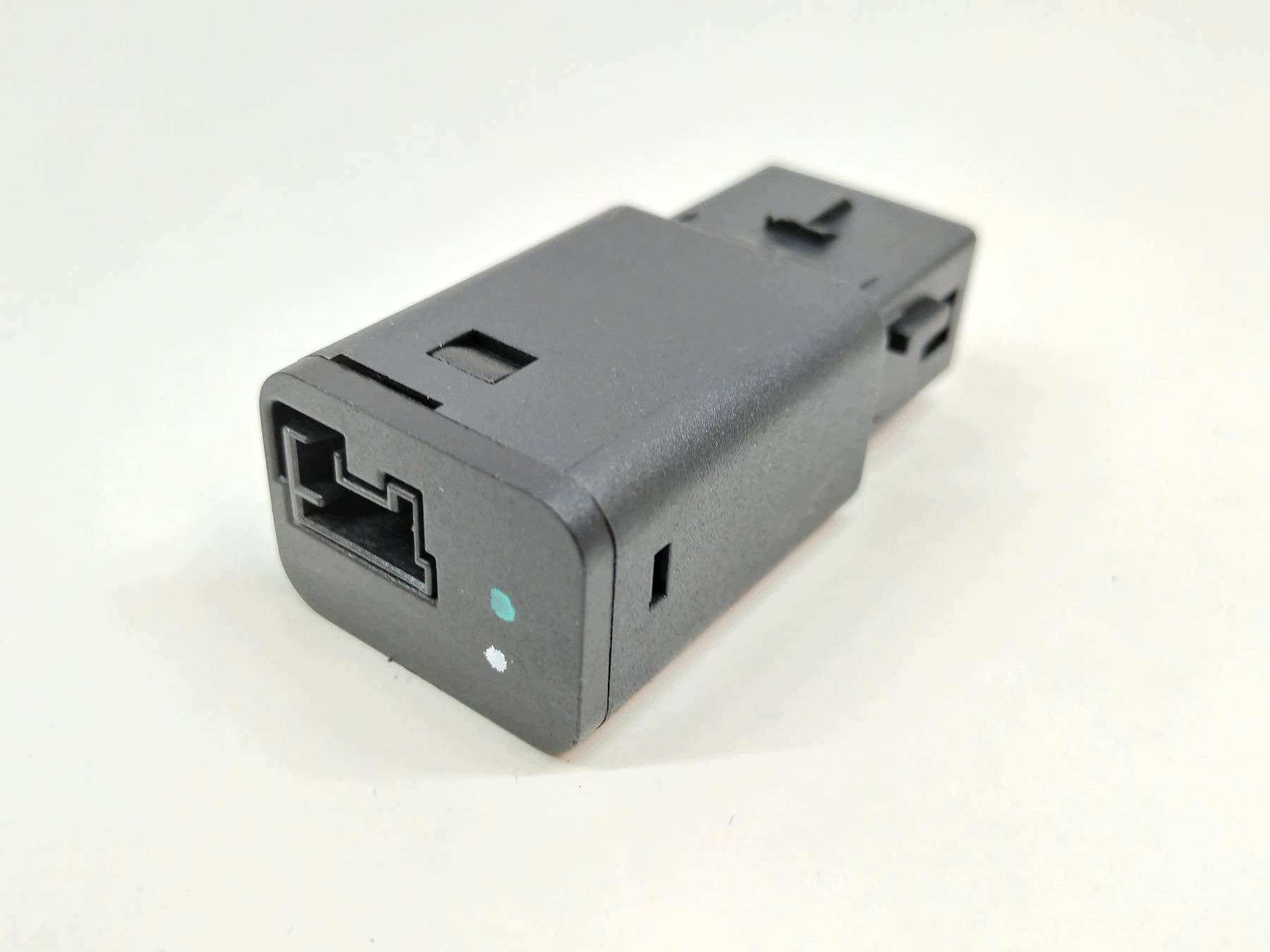 adapter, stecker USB 98313506DX 9831377180 Peugeot 208 II (2019- )