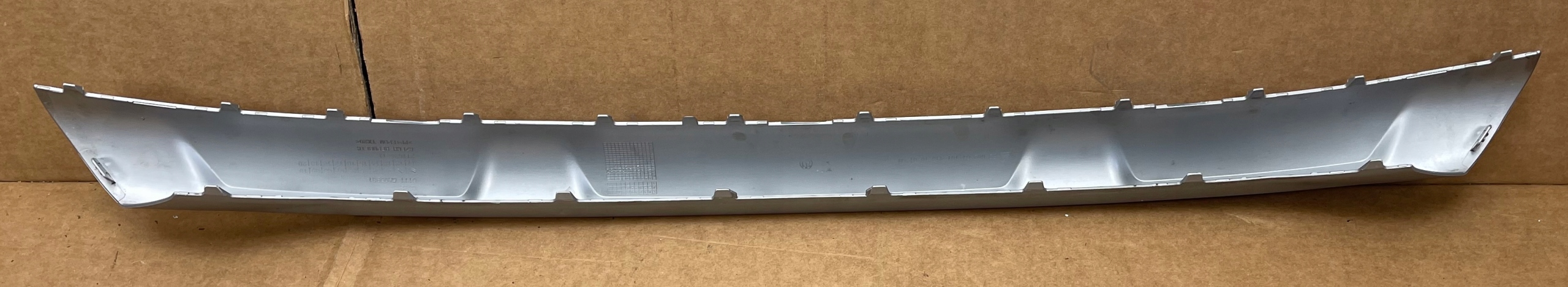 BMW X1 U11 X-LINE doplněk SPOILER nárazníku předek 5A0DB81