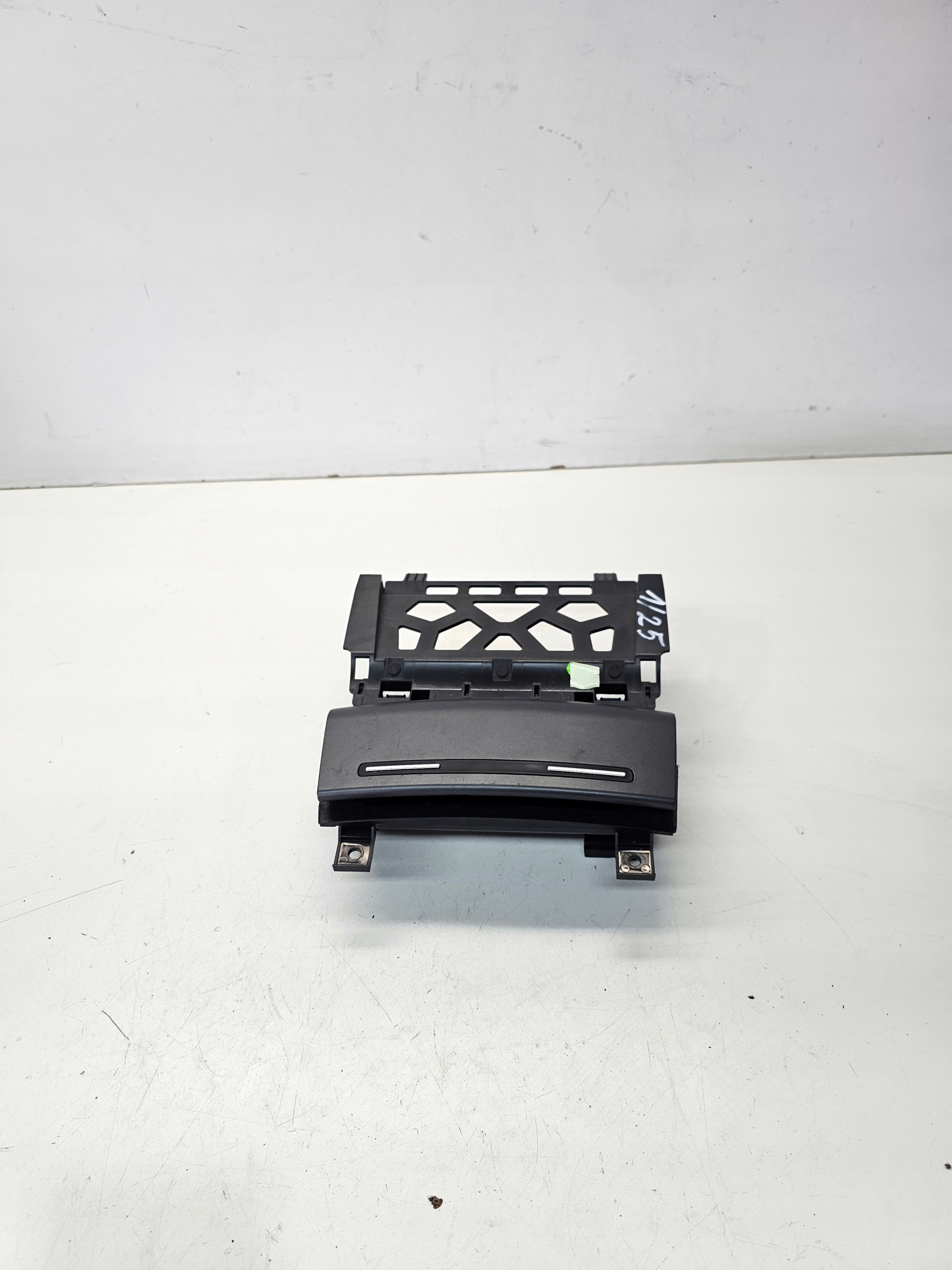 ashtray front AUDI A3 8P LIFT 8P0857951