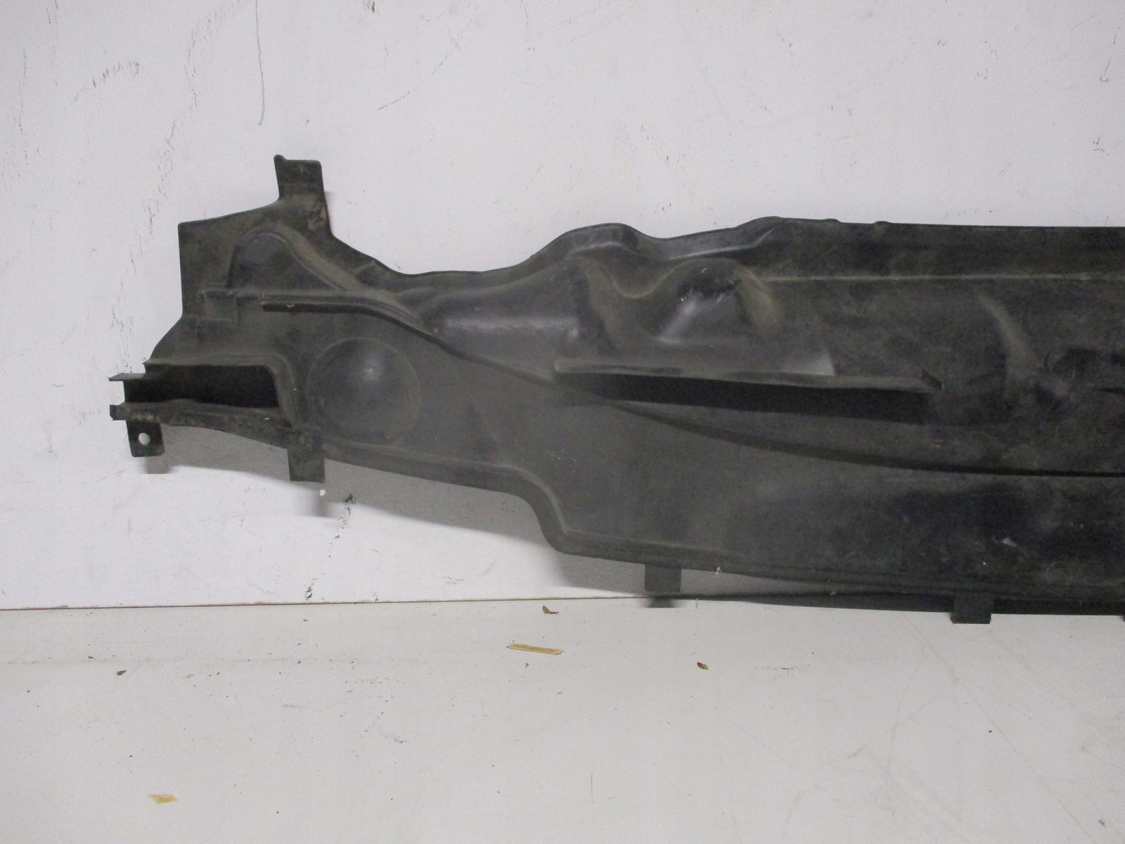 Podszybie DOLNE FORD B MAX AV11-R016B26-A Typ samochodu Samochody osobowe