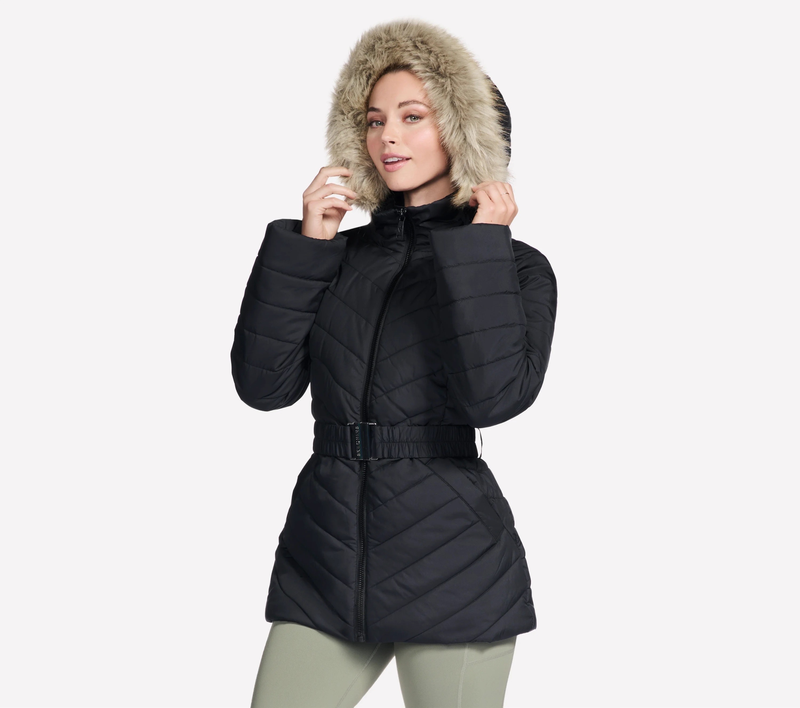 Dámská zimní bunda Skechers On-the-GO Go Shield Belted Parka černá JA2