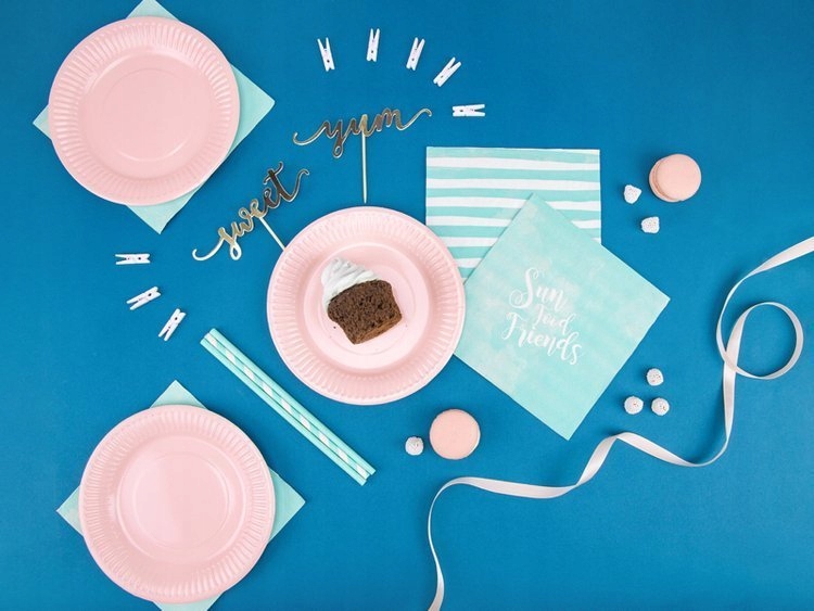 SŁOMKI PAPIEROWE BŁĘKITNE W PASKI URODZINY ROCZEK URODZINOWE 10 sztuk Materiał papier