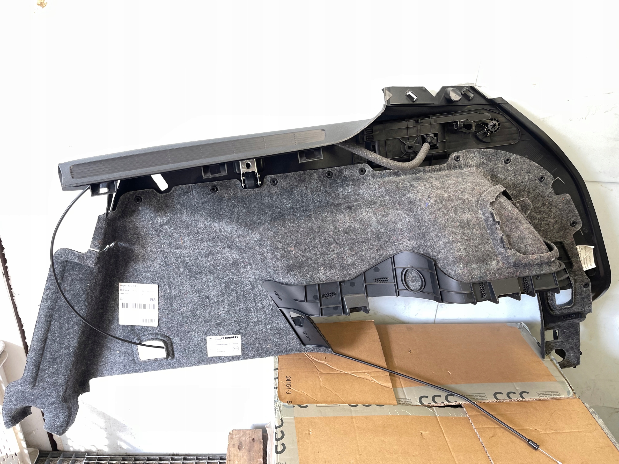 VW PASSAT B8 KOMBI boot upholstery left upholstery 3g9867427n