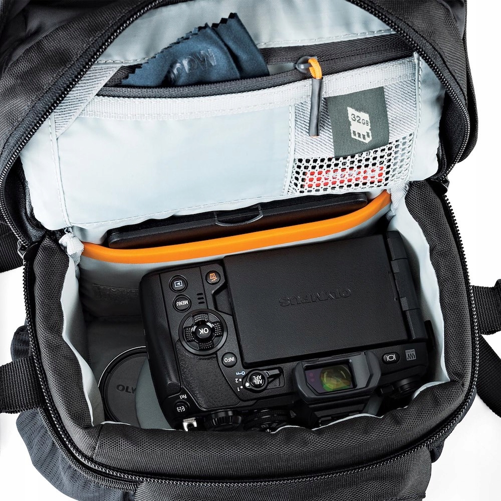 Torba na aparat Lowepro Nova 140 AW II Kod producenta LP37117-PWW