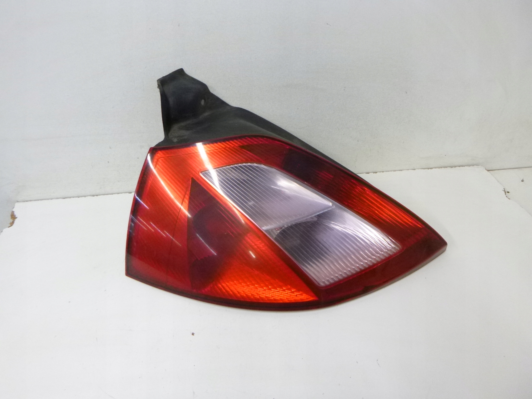 light rear Renault Megane II 3d 2004r.