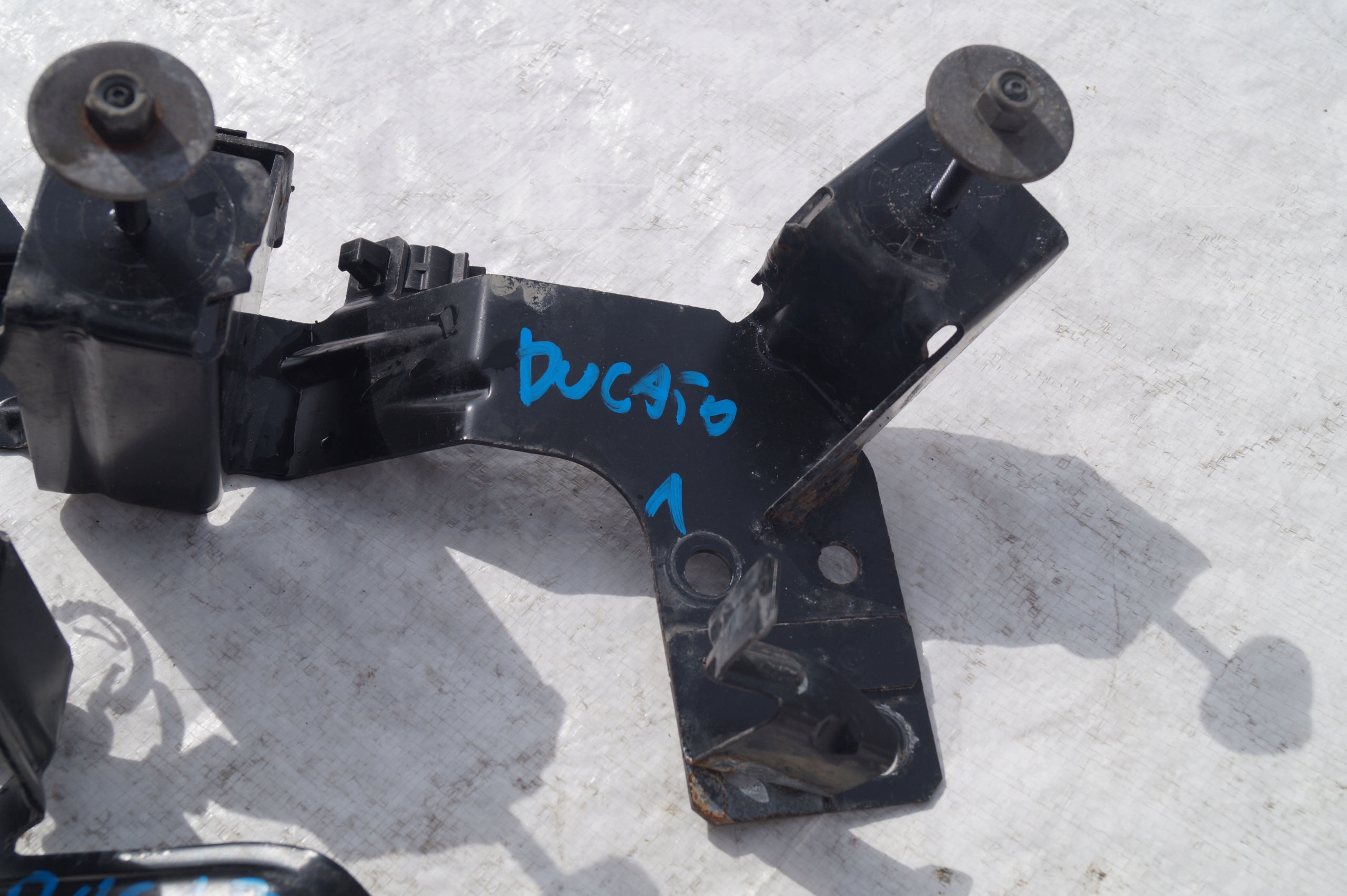 support tanks ADBLUE FIAT DUCATO PEUGEOT BOXER