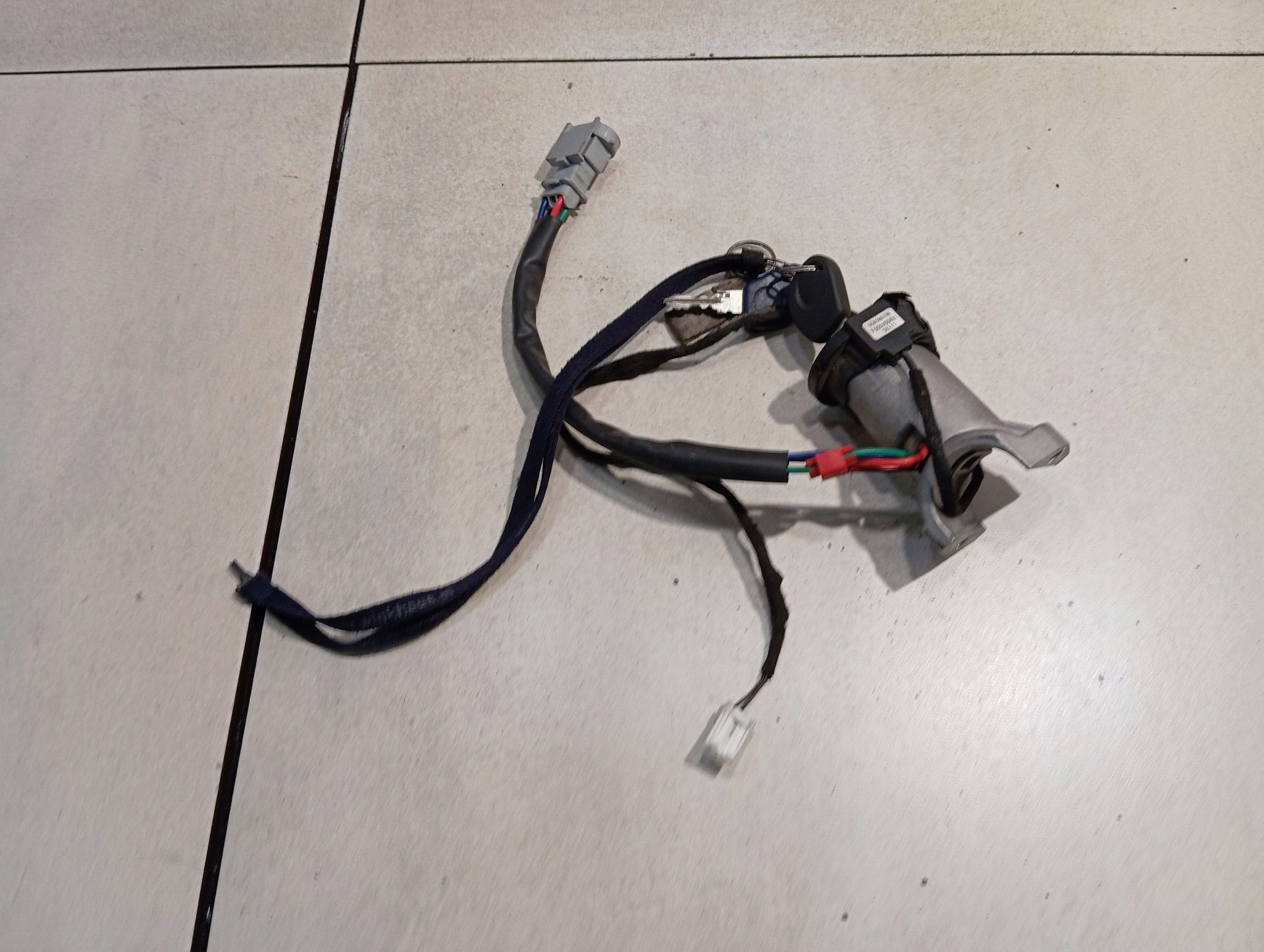 ignition KLUCZYKI IVECO DAILY III 3.0 504087198