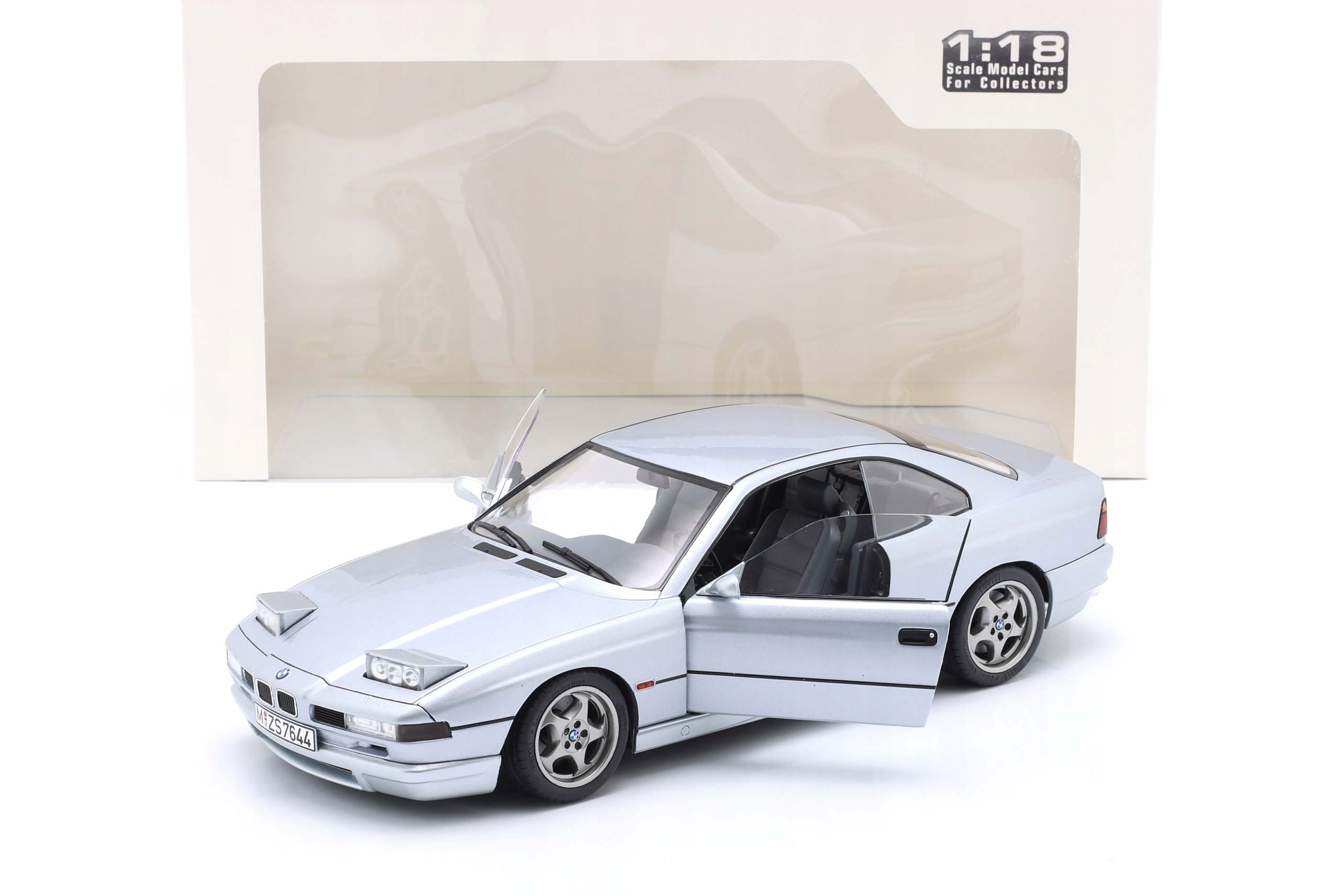 Bmw 850 CSi (E31) E31 1992 Arctic Silver Solido 1:18 1/18 Model Auta