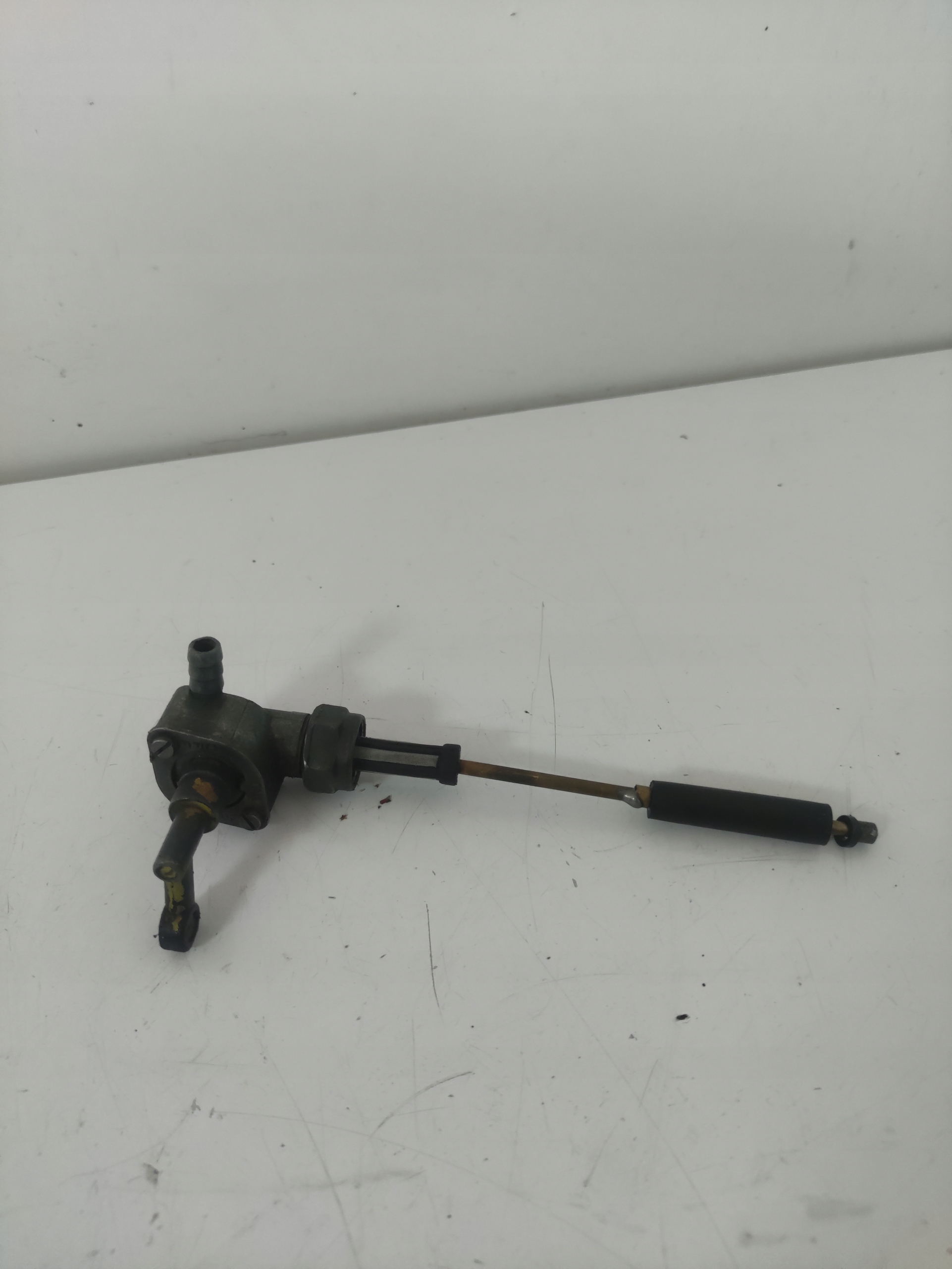 Топливный кран APRILIA RS 125 ROTAX