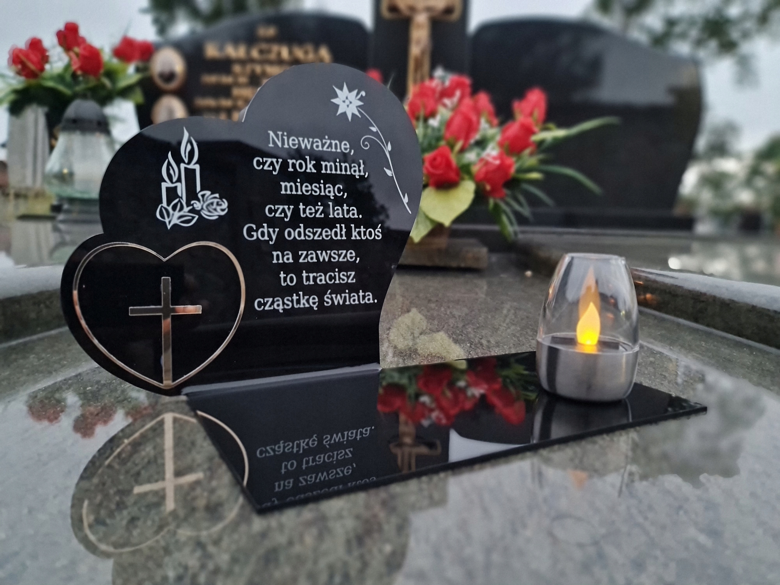 SOLARNY ZNICZ LED STATUETKA SERCE NA CMENTARZ GRÓB DUŻA Typ LED