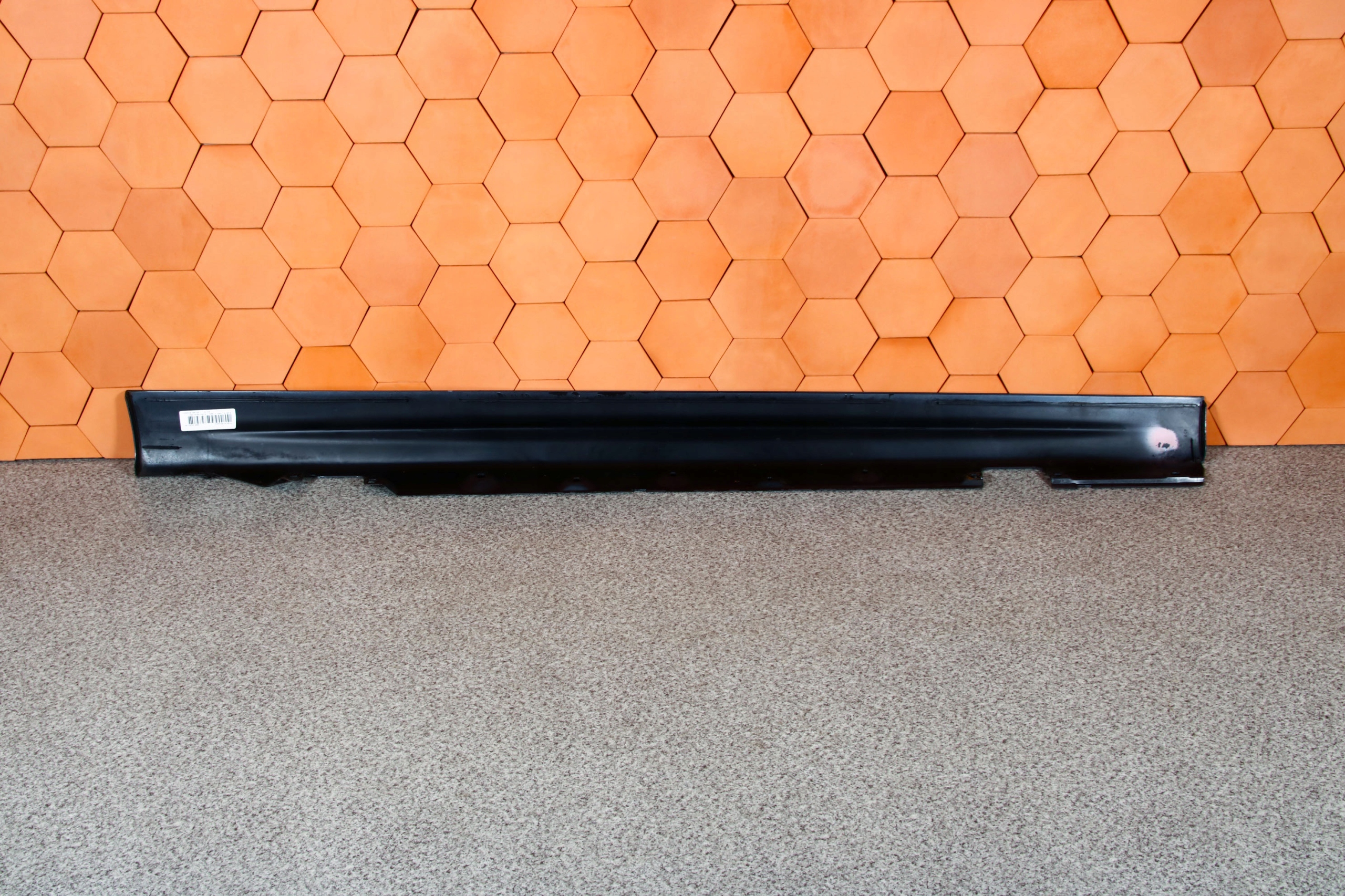 BMW E46 sedan KOMBI moulding threshold left 8209755