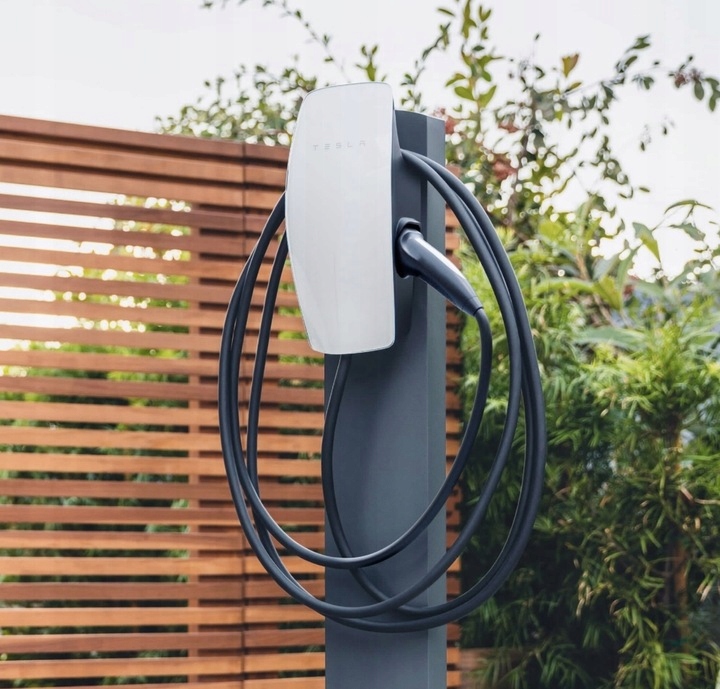 TESLA Wallbox 3 gen. Ładowarka Typ 2 Wi-Fi 22 kW Marka Tesla