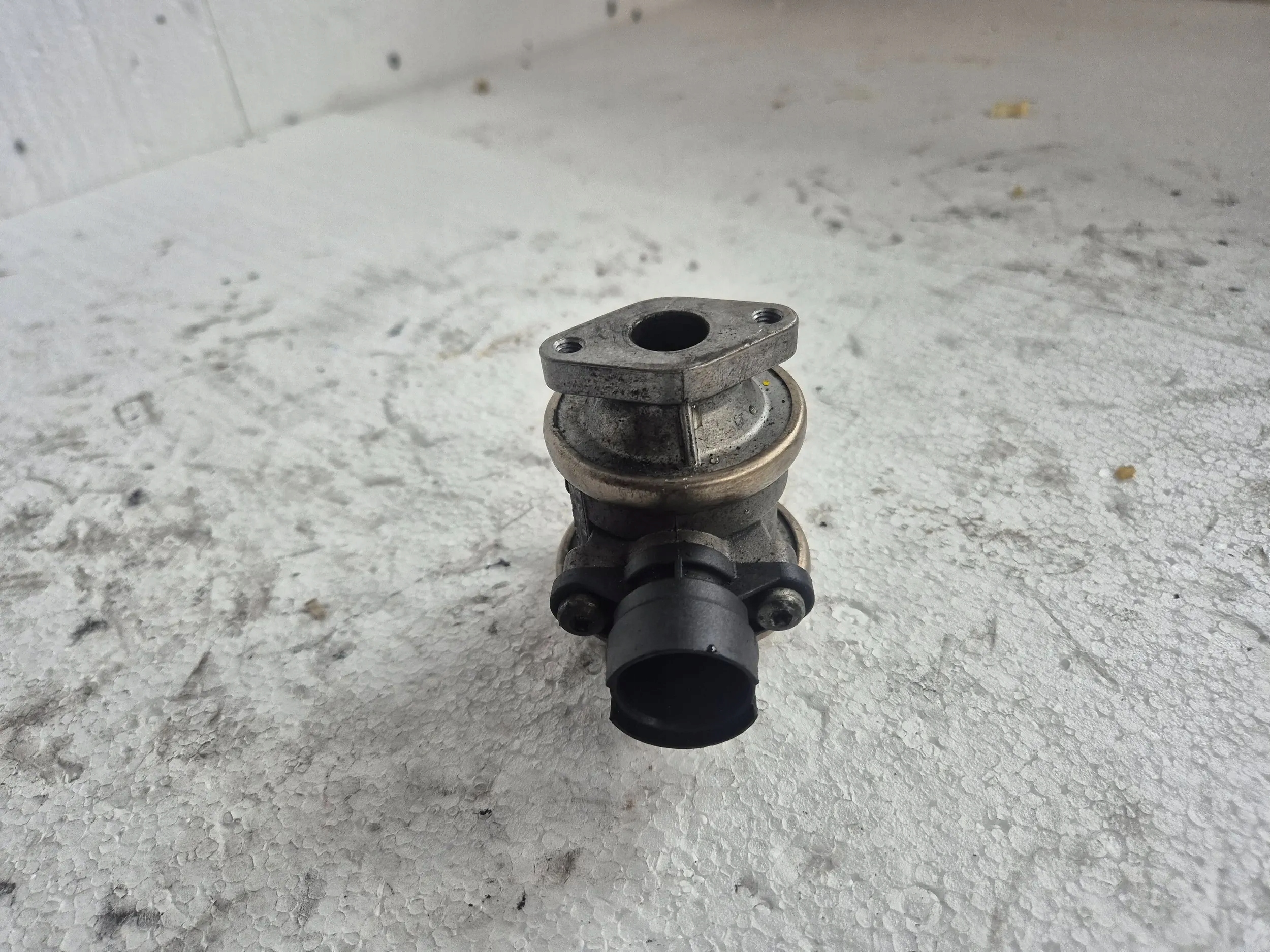 Valvola EGR 06A131102A Skoda Octavia Mk1 e A3 8L 1.8 T