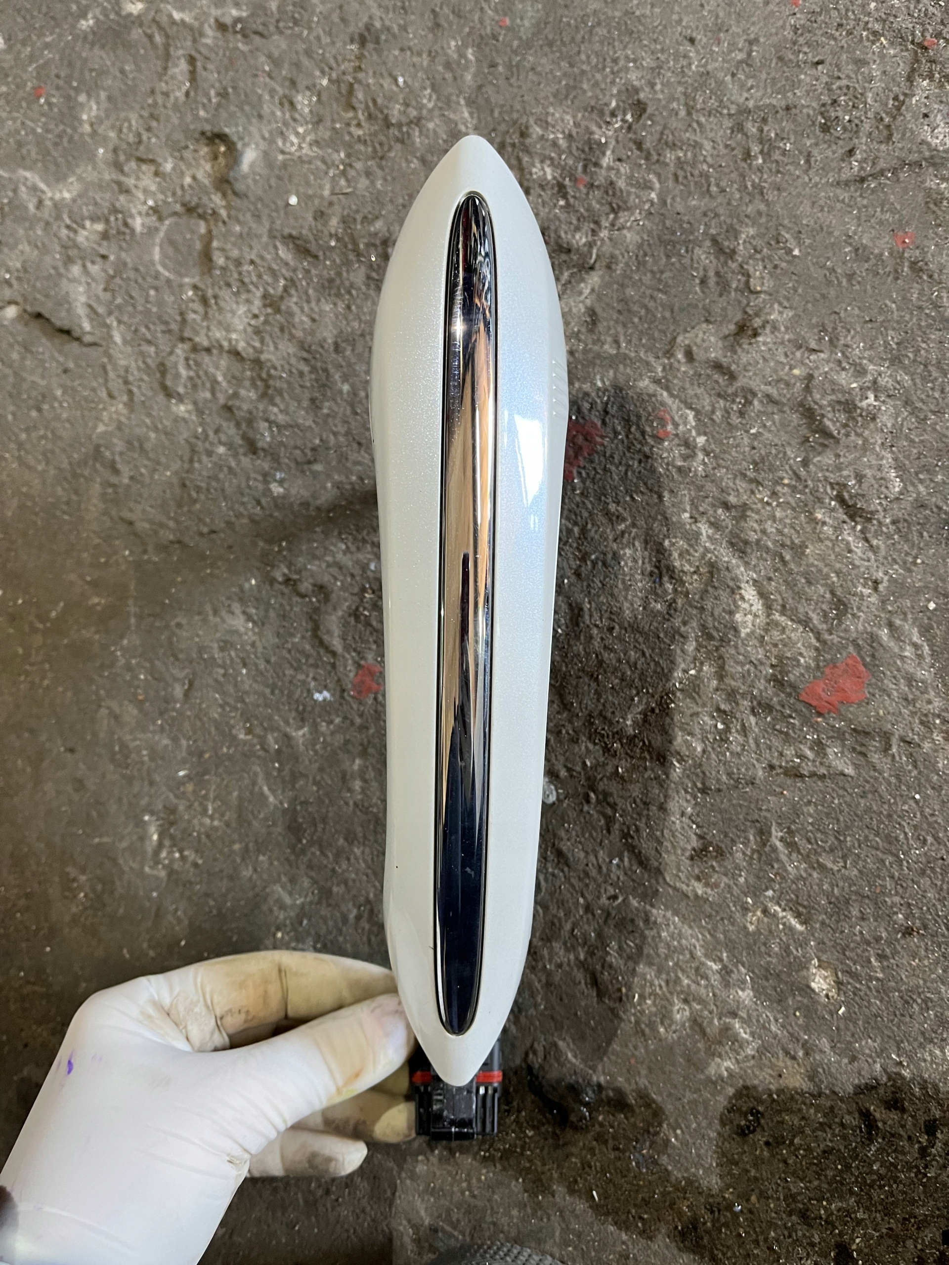 45 BMW F01 F10 KLAMKA PRAWA KOMFORT KEYLESS U21