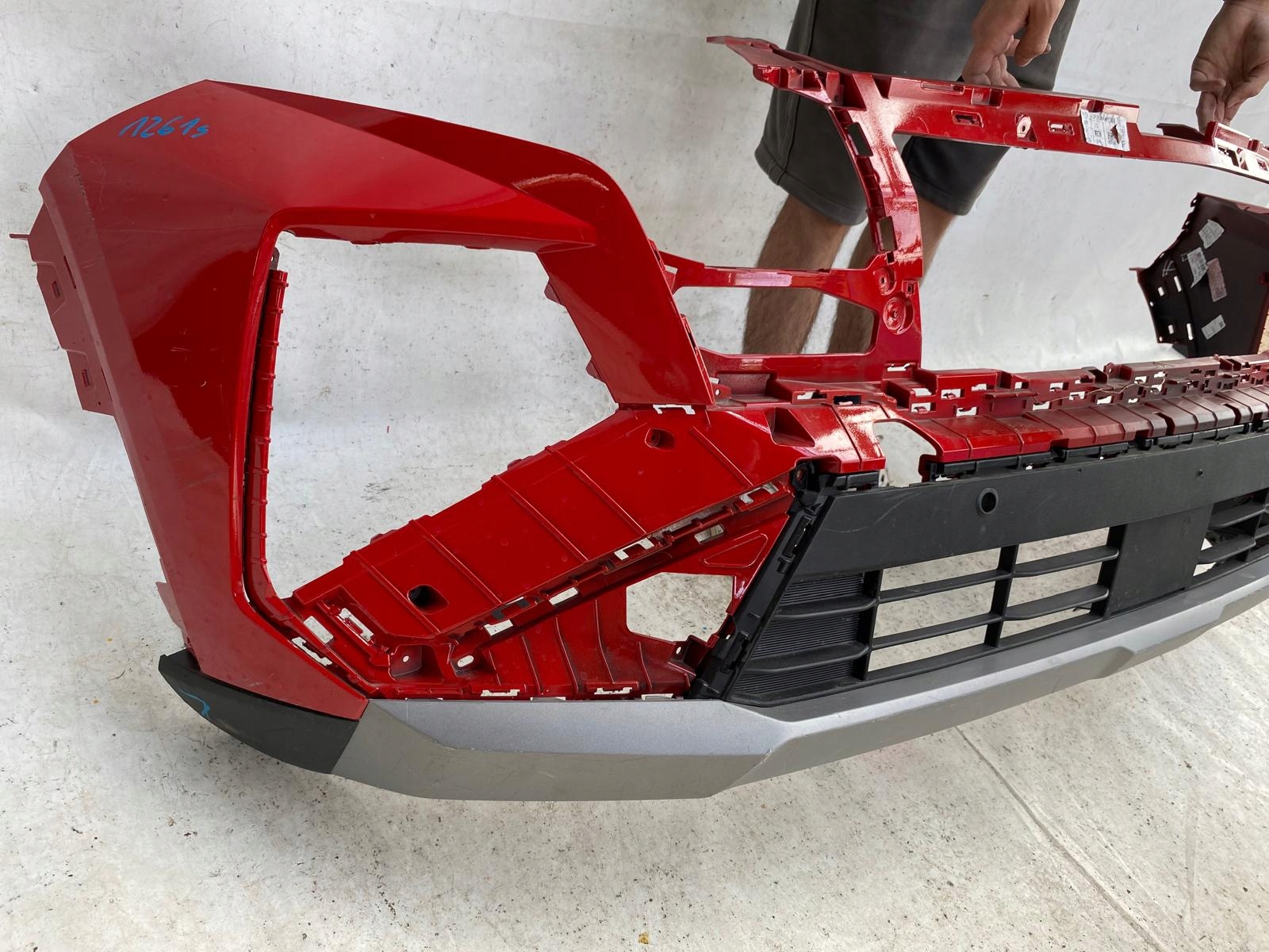 HYUNDAI TUCSON 4 IV LIFT 24- bumper front front PDC 86511-N7GA0