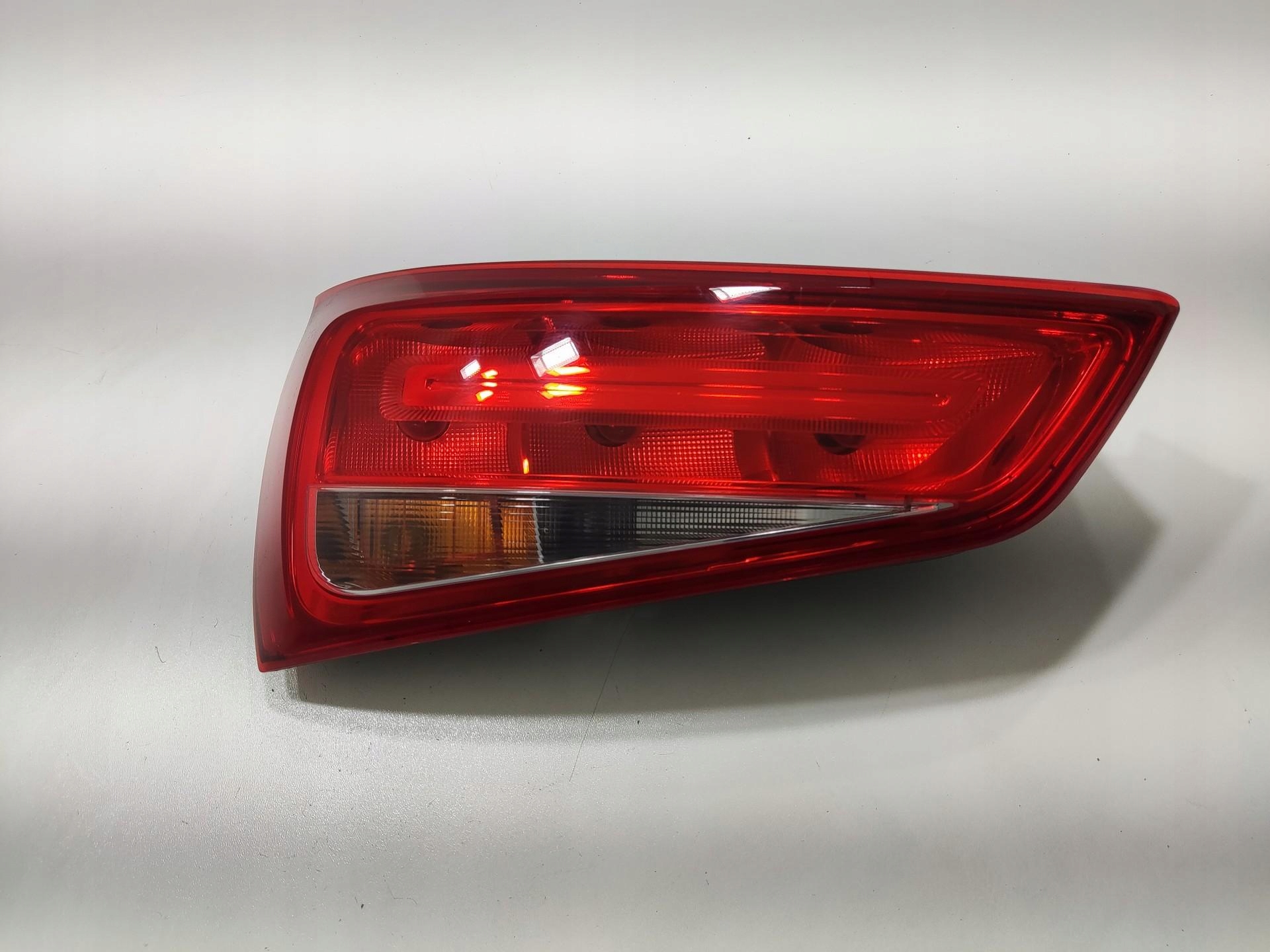 light left left rear part rear AUDI A1 and 8X 2010-2014 8X0945093 EUROPA