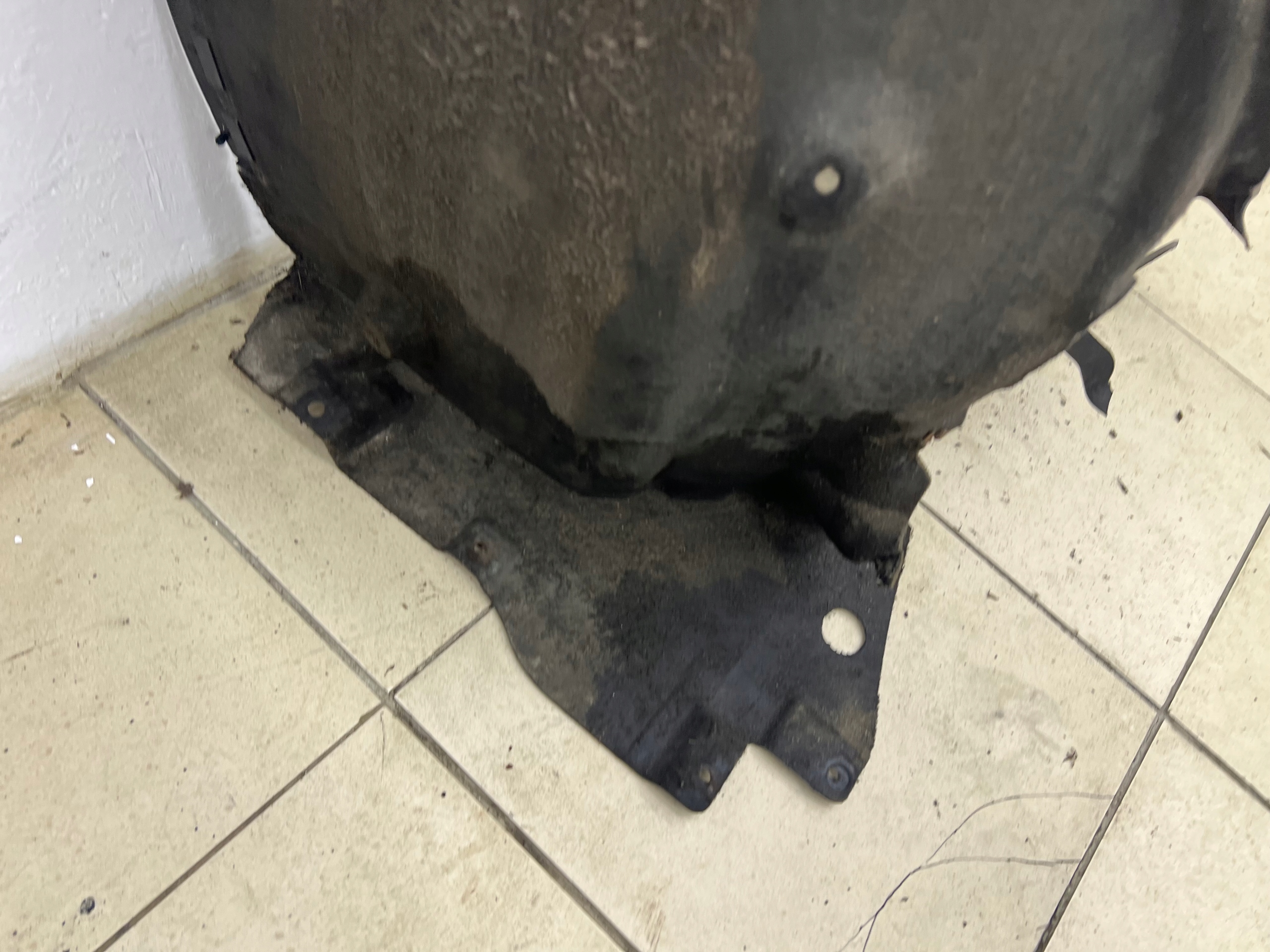 BMW 7 F01 F02 mudguard left front left front KOMPLET 7185163