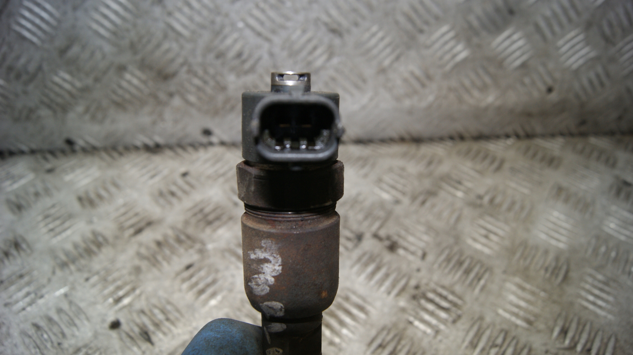 nozzle injector OPEL CORSA C 1.3CDTI 0445110083