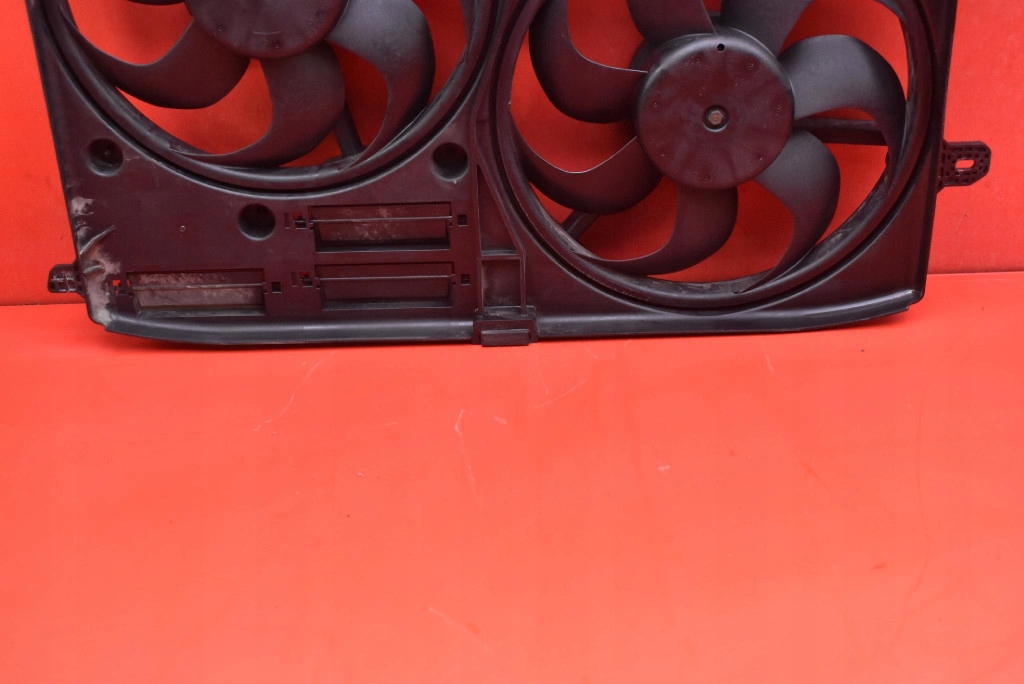 ventilátor E1G3-8C607-AA FORD S-MAX MK2 2.0 TDCI 180 KM 15-20