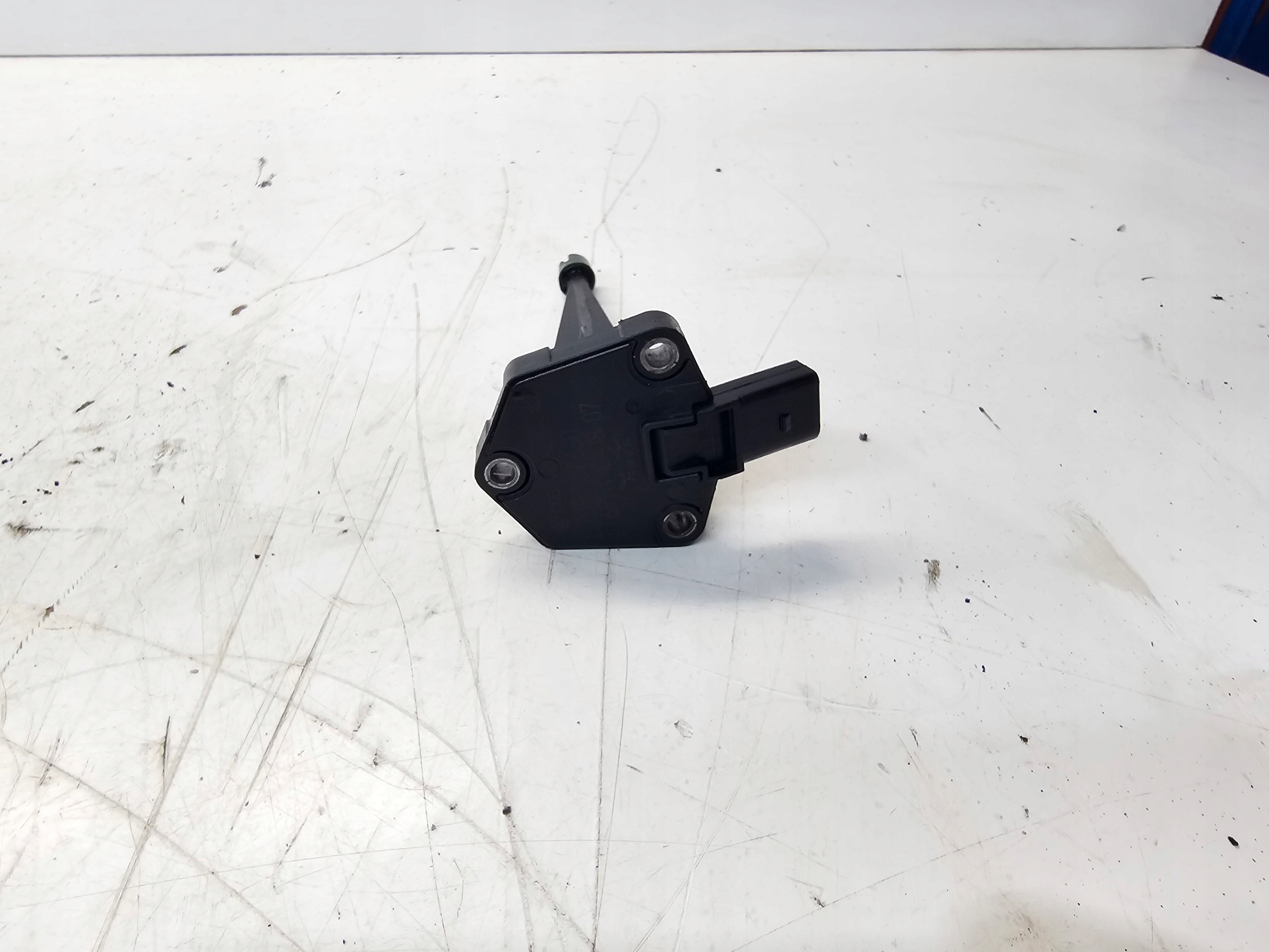 sensore livello olio AUDI A4 B9 A5 A6 A7 VW 07P907660