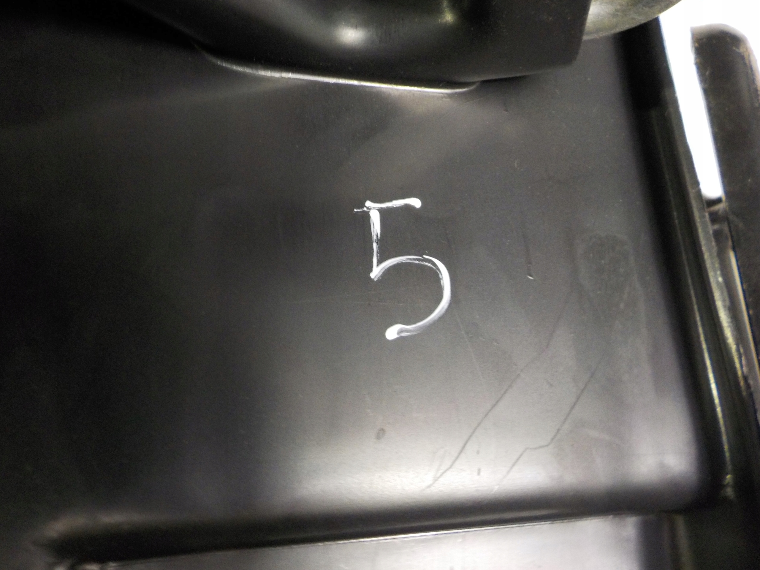 ALFA ROMEO 147 WKŁAD KOŁA LEWAREK HAK KLUCZ Numer katalogowy części 60622205