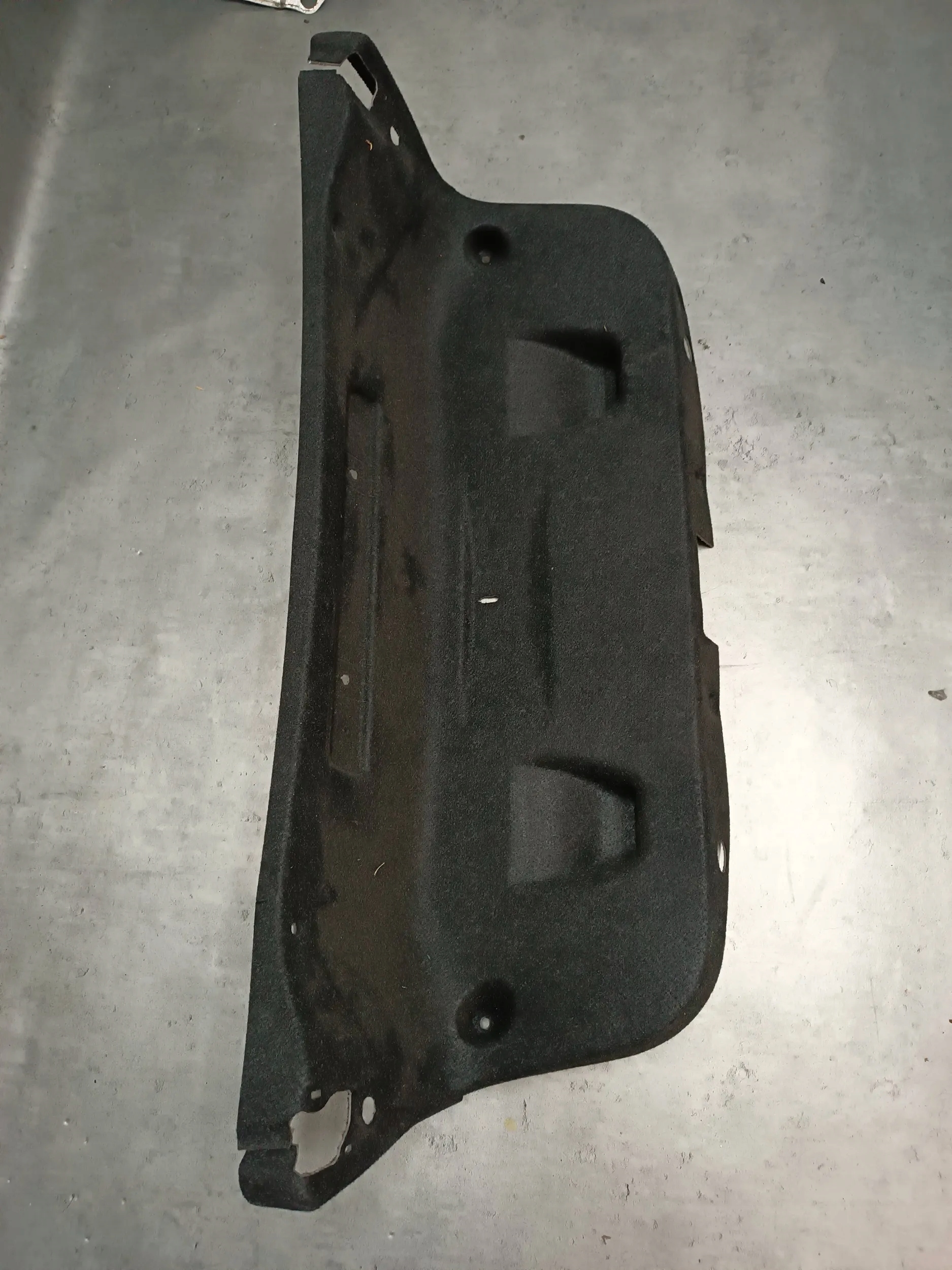 PRI1554 - BMW 3 F30 F35 F31 бекон багажника