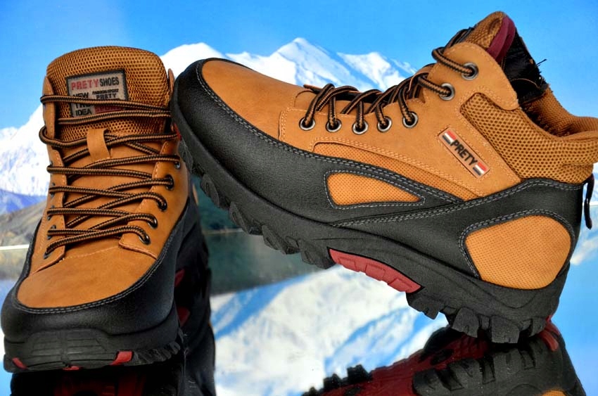 BUTY ZIMOWE OCIEPLANE TREKINGOWE ŚNIEGOWCE GÓRSKIE SPORTOWE MĘSKIE TRAPERY Kolor wielokolorowy