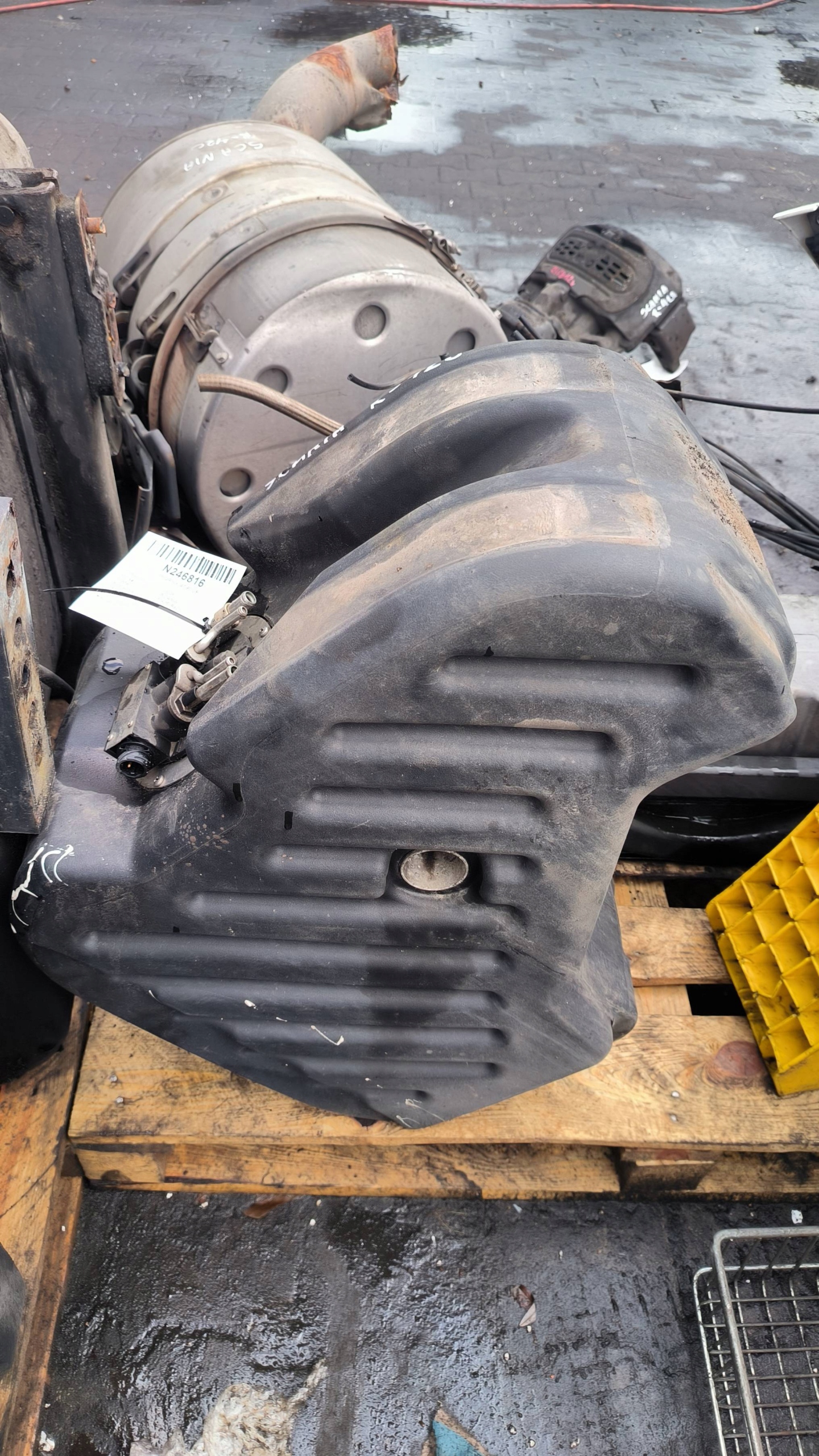 Behälter ADBLUE 1793949 SCANIA R 420 R420