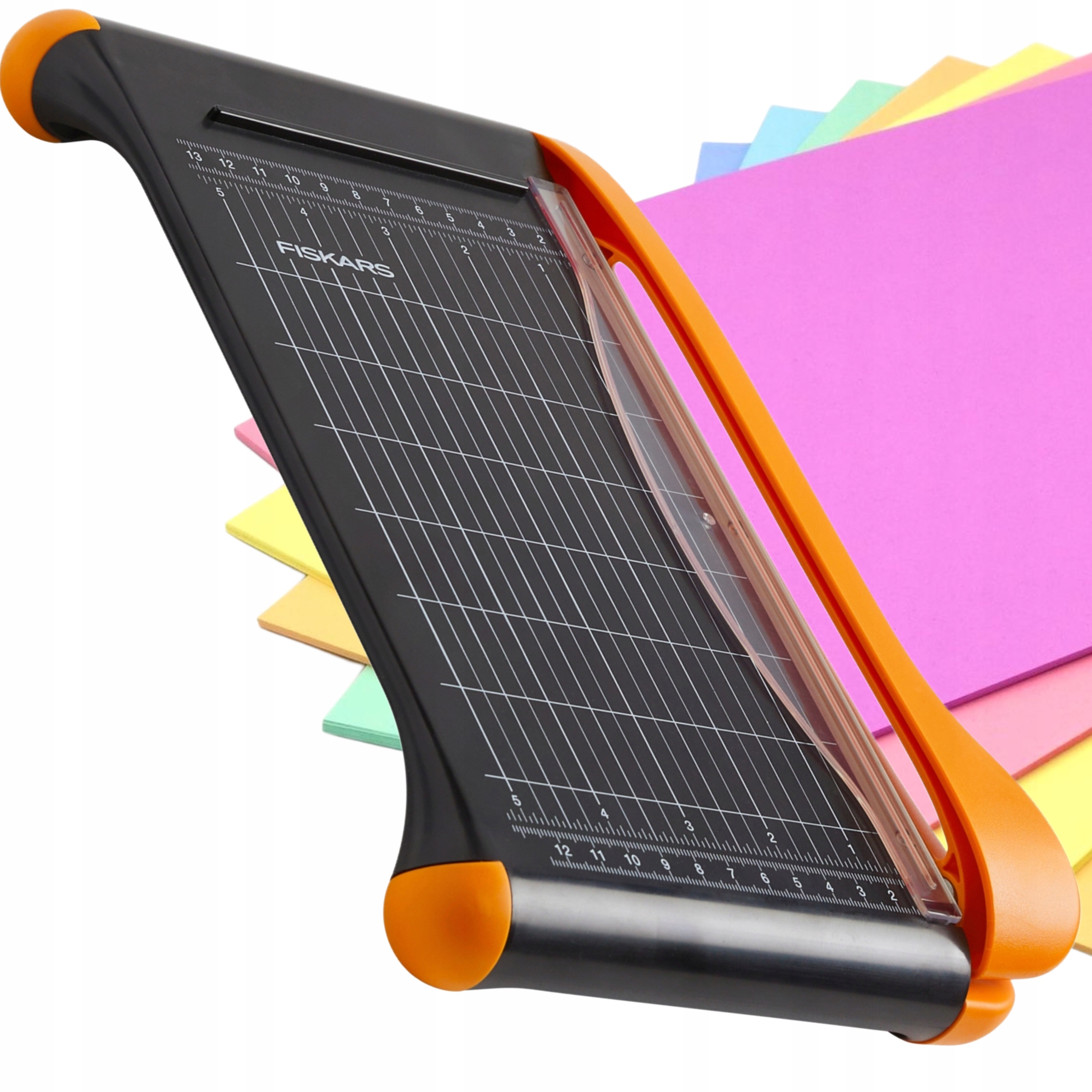 FISKARS BYPASS A5 GILOTYNA DO PAPIERU SAMOOSTRZĄCA EKO PODSTAWA RECYKLING