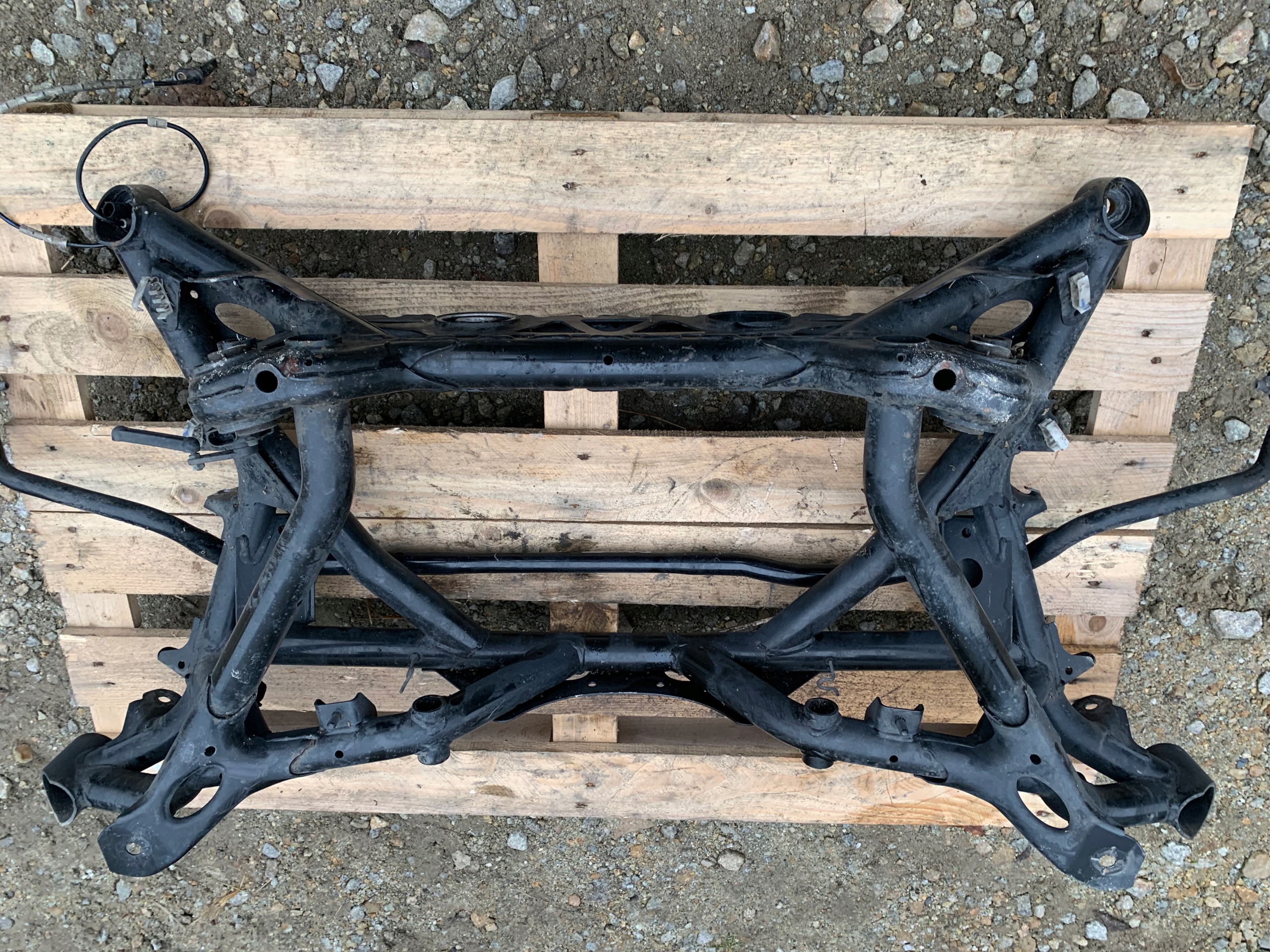 BMW M2 M3 M4 F80 F82 Belka Zawieszenie Wózek Tył