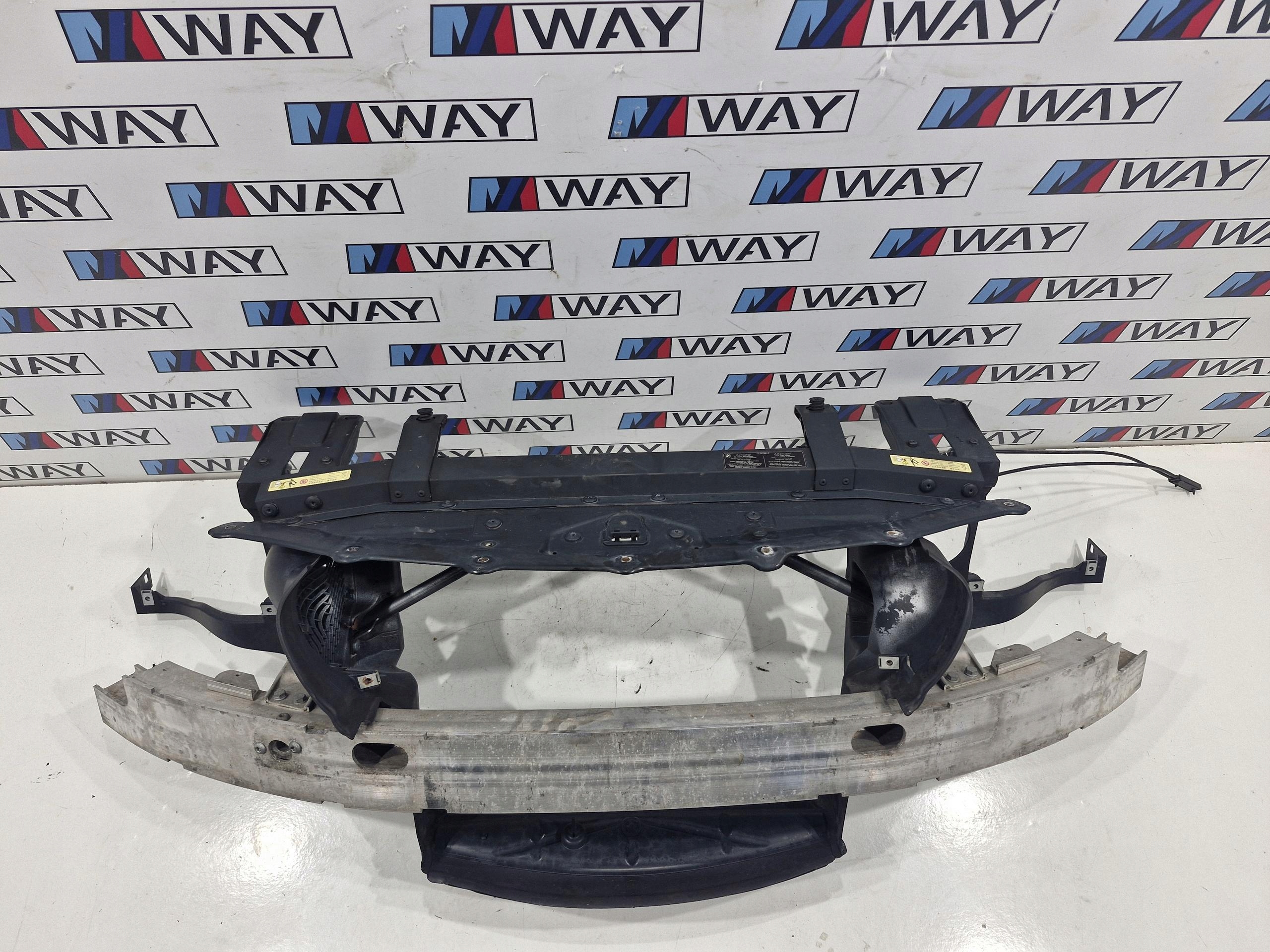 BMW E63 E64 support panel for radiators front pillar 7185487 original BMW OE 7185487