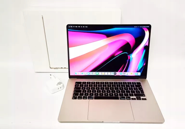【美品】MacBook Air 15 M2 16GB/512GB★充放電51回 美品】MacBook Air 15 M2 16GB/512GB☆充放電51回