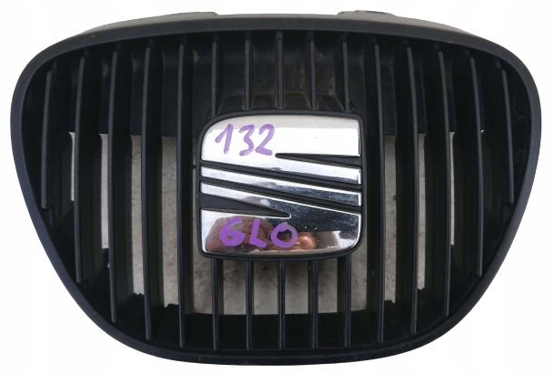 seat IBIZA 3 III 6L0 -08 решетка радиатора