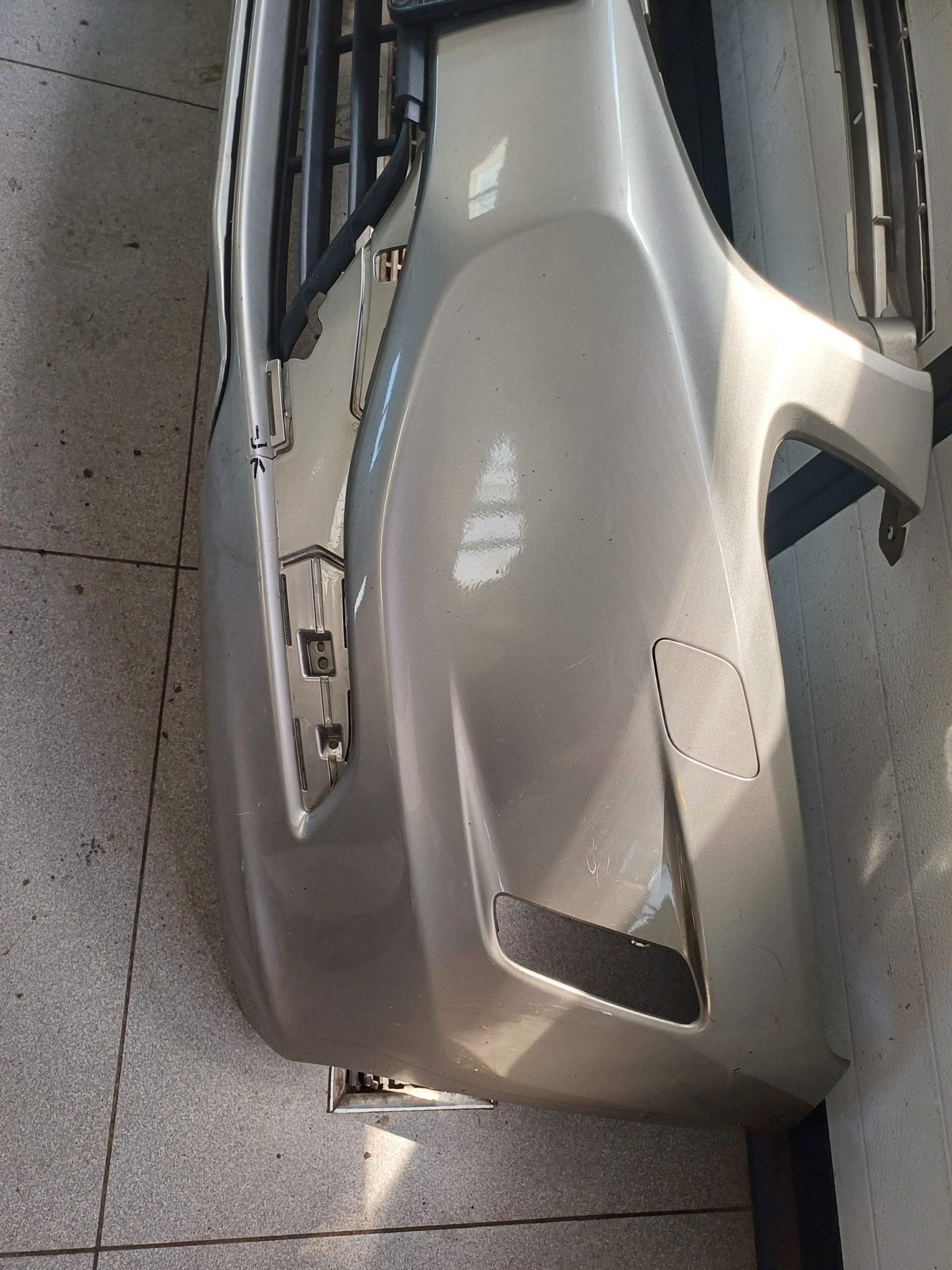 bumper front front VOLVO XC60 LIFT 31323765
