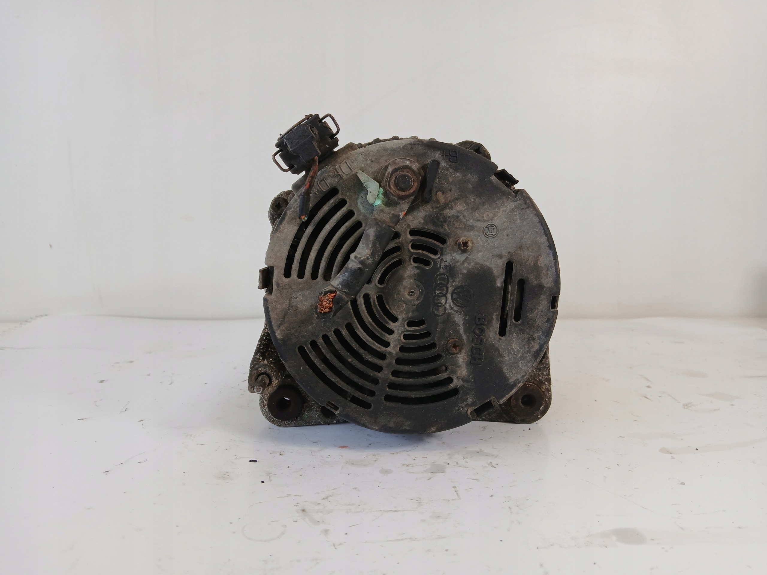 VW GOLF IV BORA LEON e A3 8L 1.9 TDI alternatore 038903023J 120A