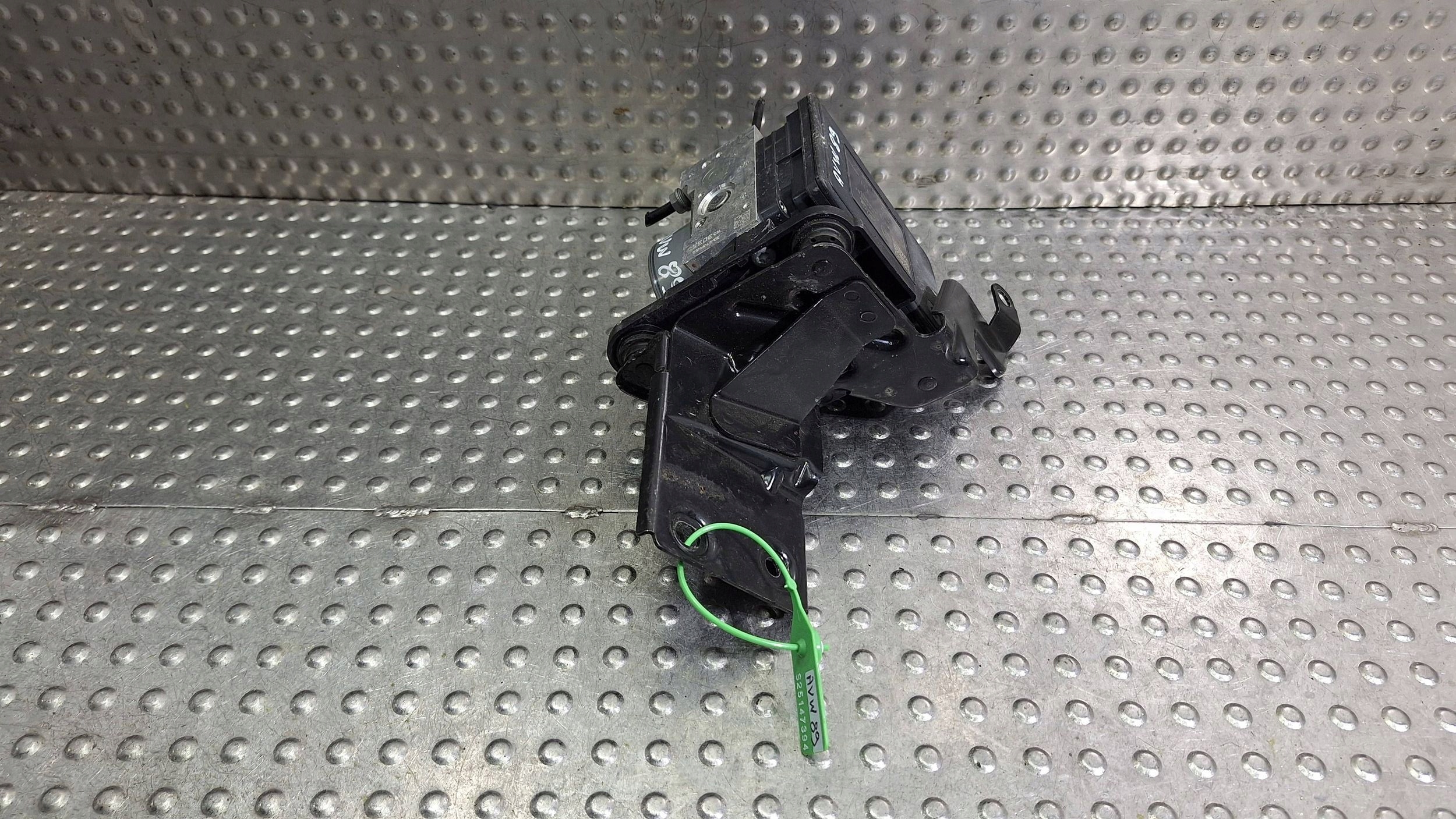 pump control unit ABS 5Q0614517N 5Q0907379P VW GOLF VII AUDI A3 8V