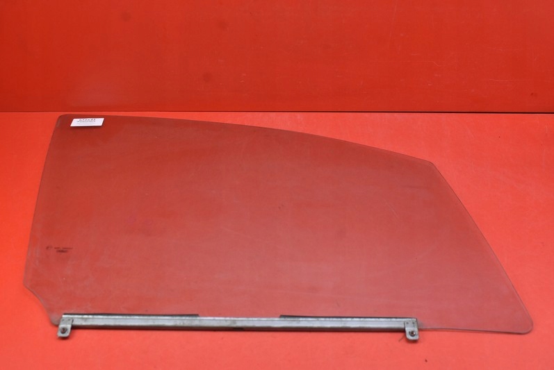 SZYBA BOCZNA PRAWA PRZOD SUZUKI SPLASH 12R