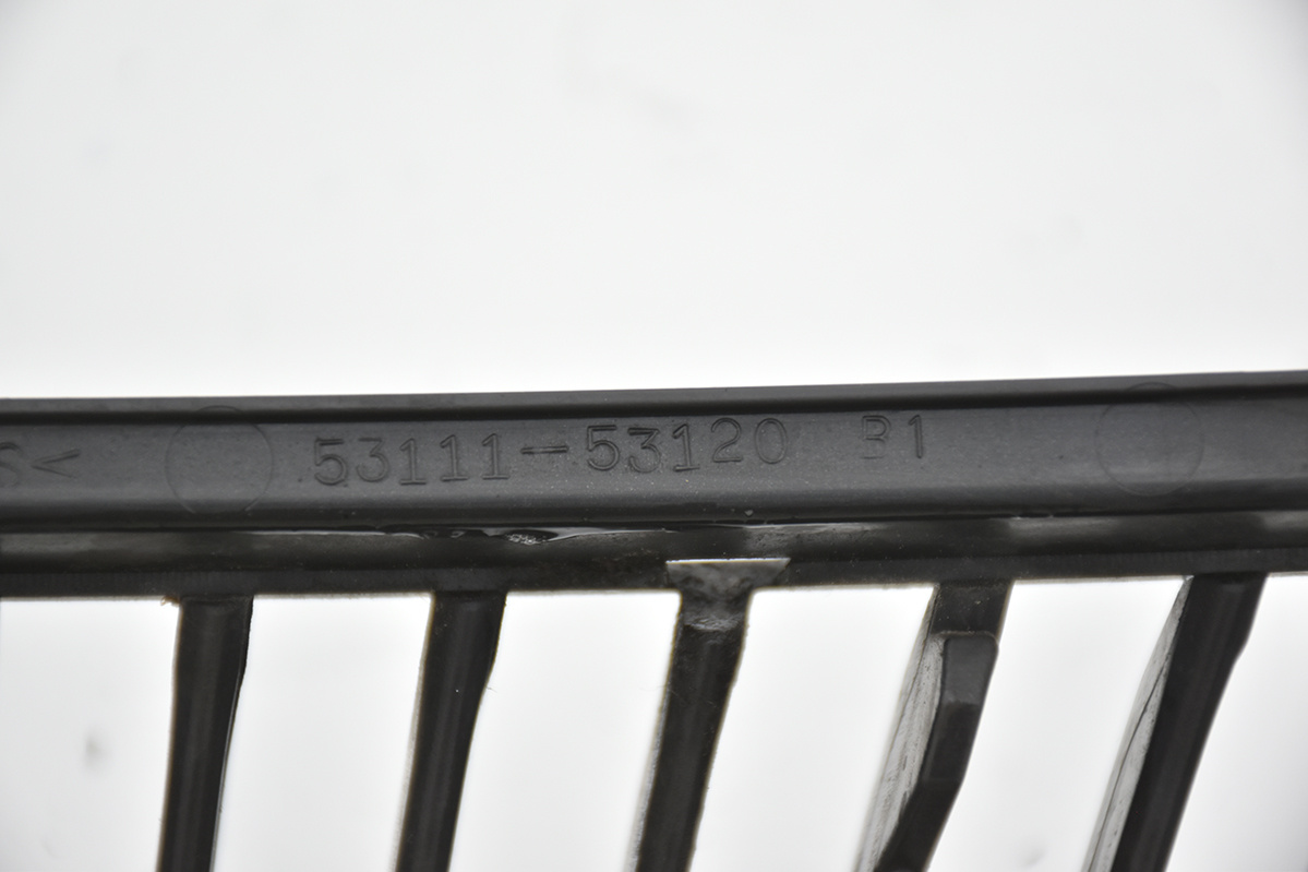 решетка радиатора lexus IS II