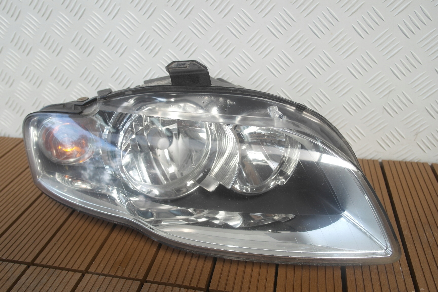 AUDI A4 B7 04-08 light front right front 8E0941004BK EUROPA OE