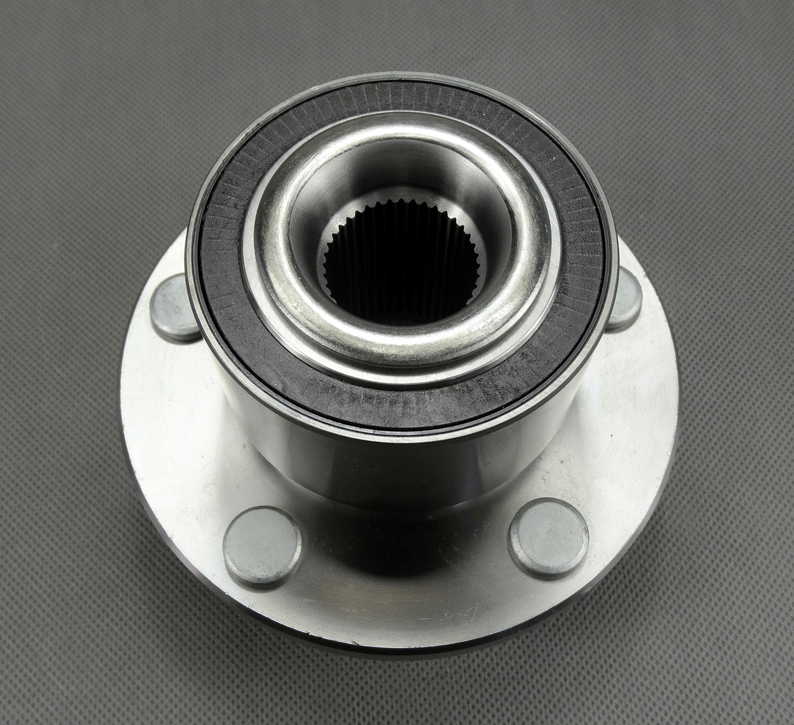 PIASTA KOLA PRZOD Z LOZYSKIEM FORD MONDEO MK4 07 Part manufacturer BSG