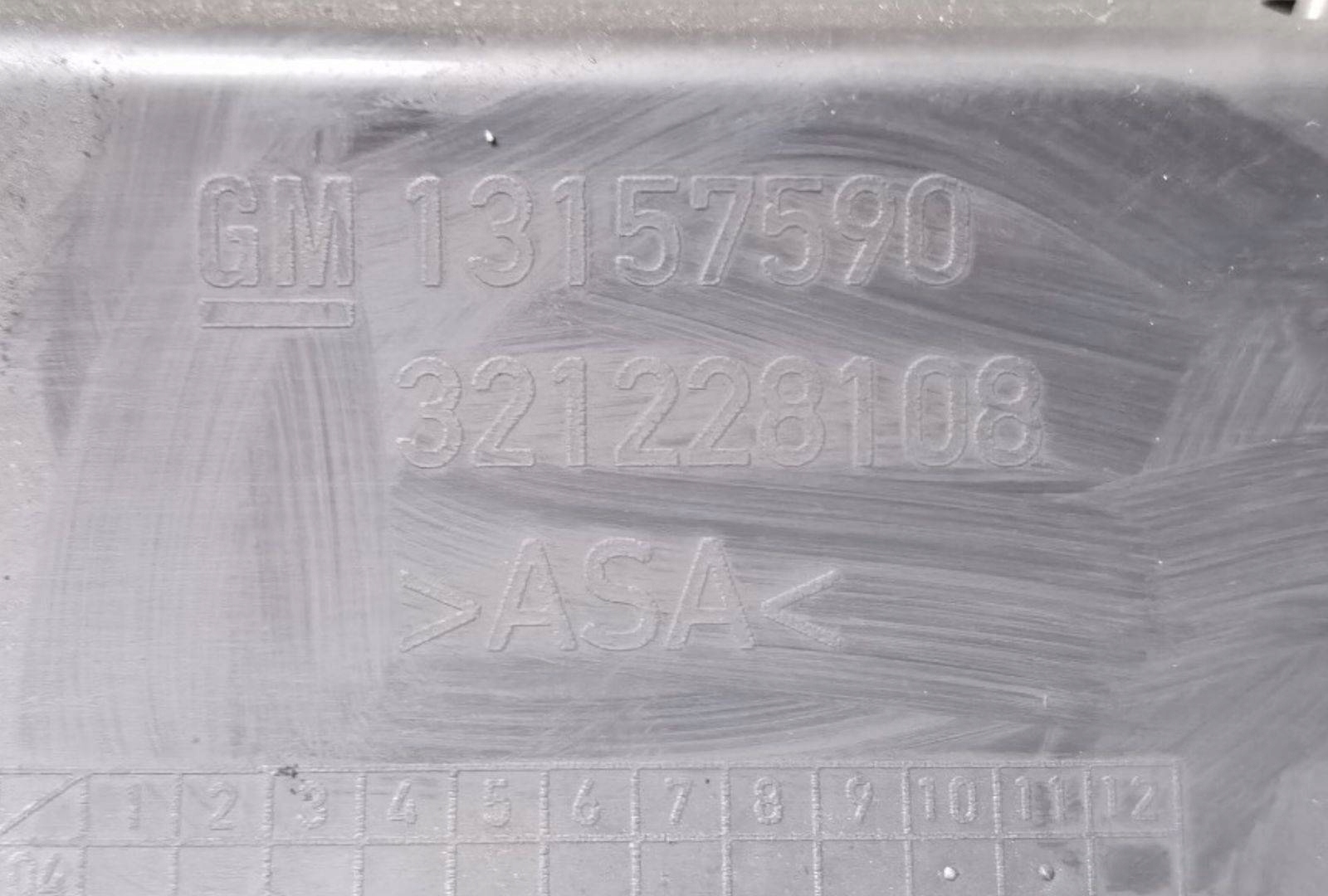 grille radiator Opel Zafira B 2008 13157590