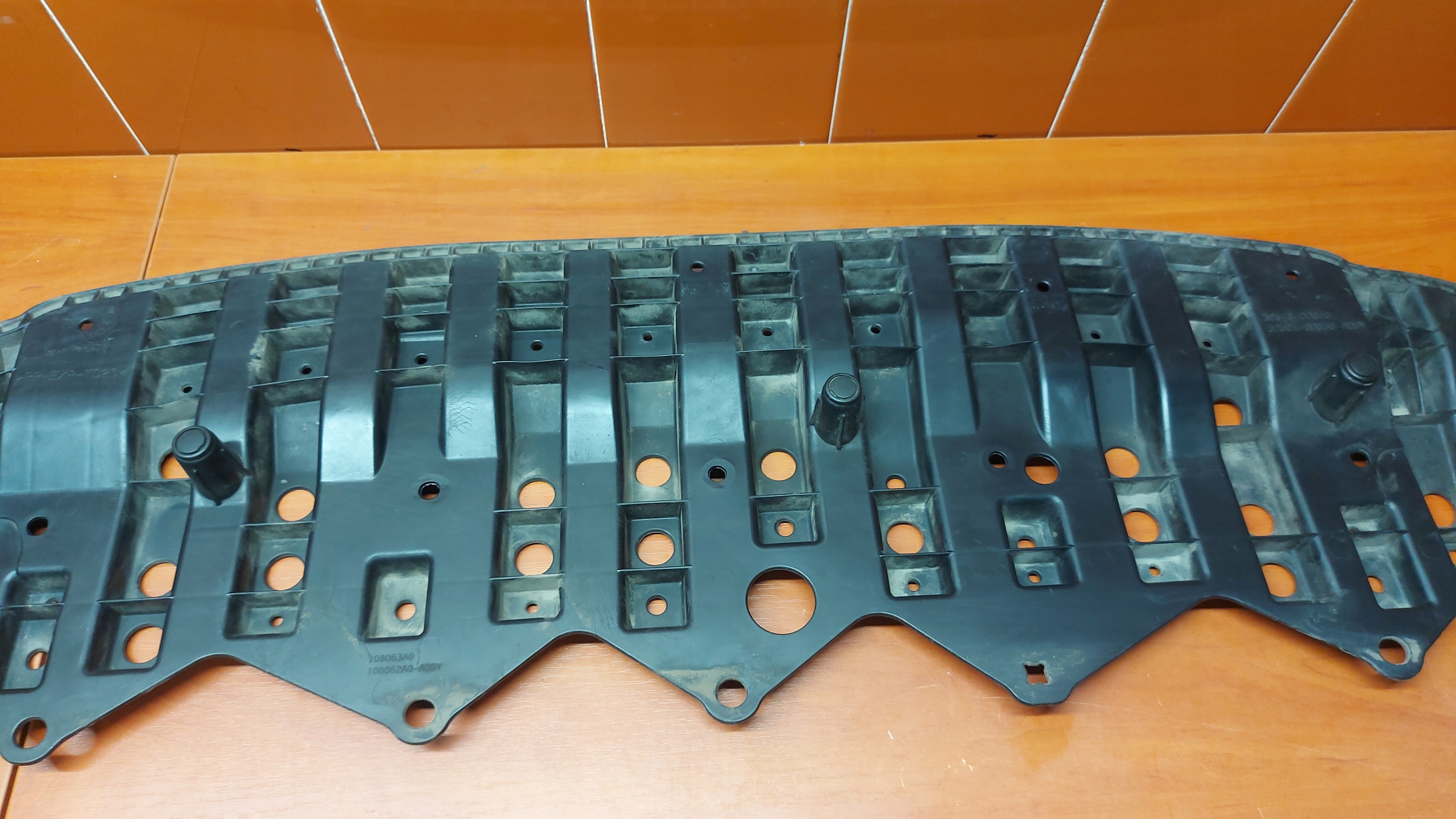 ABSORBER cover below bumper TOYOTA YARIS III 11