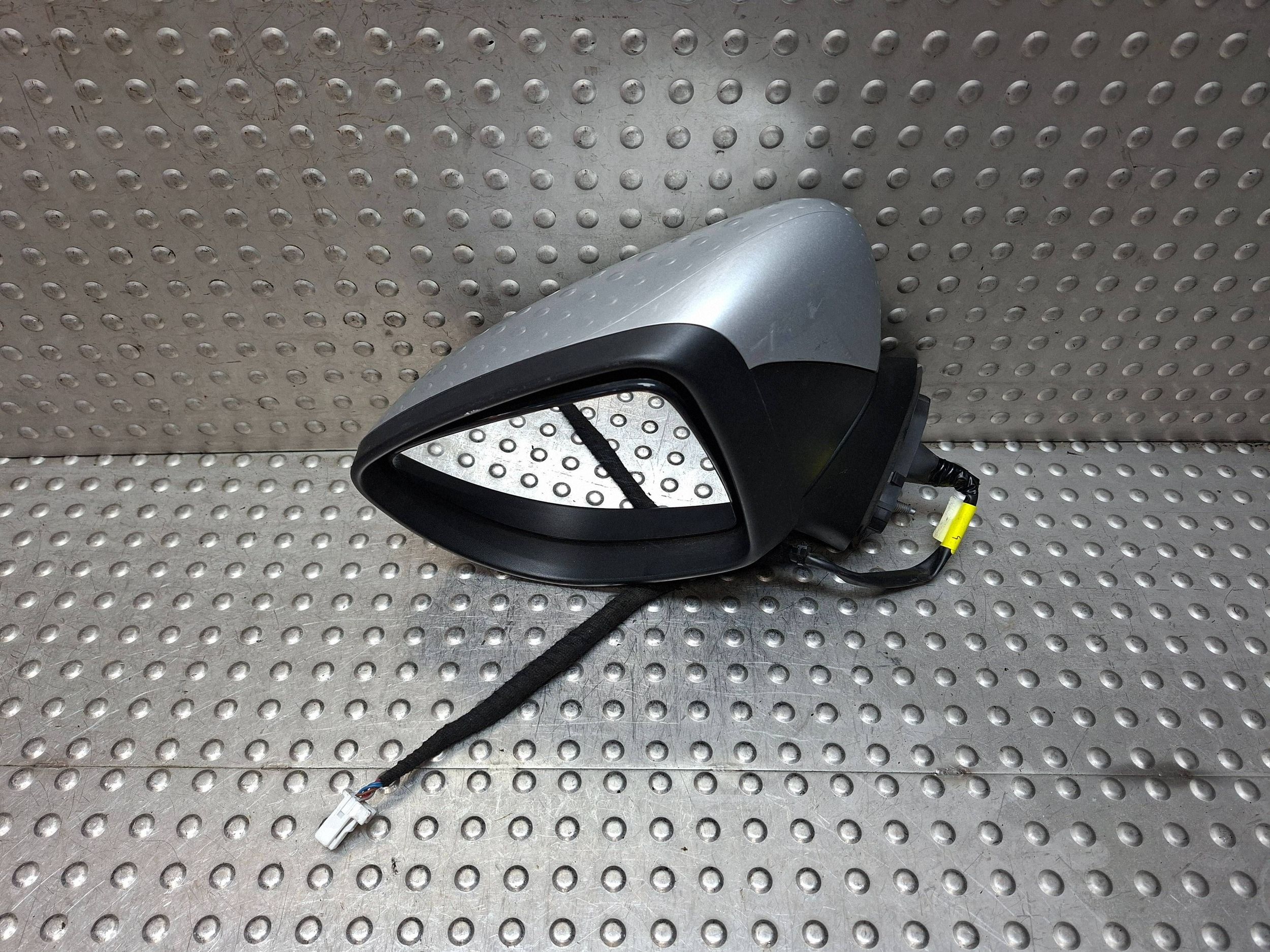 mirror left NISSAN MICRA K14 16- 5 PIN EU