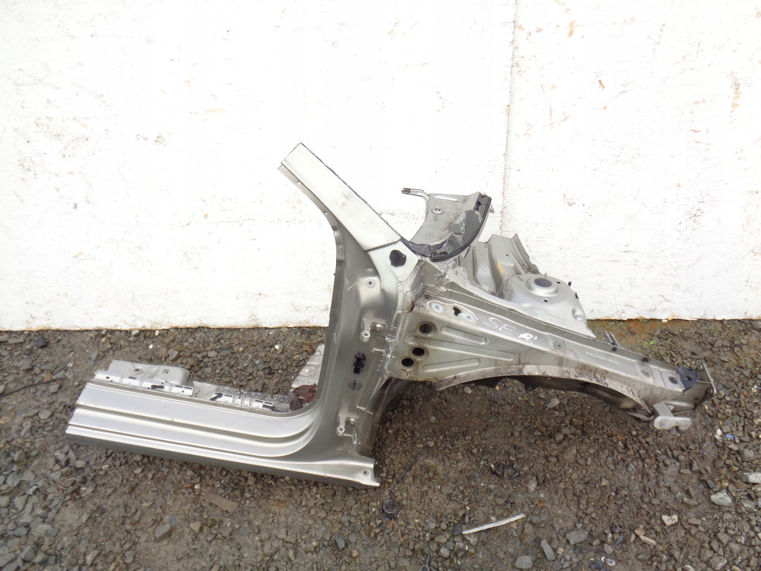 SKODA OCTAVIA III 3 quarter right front 13R>