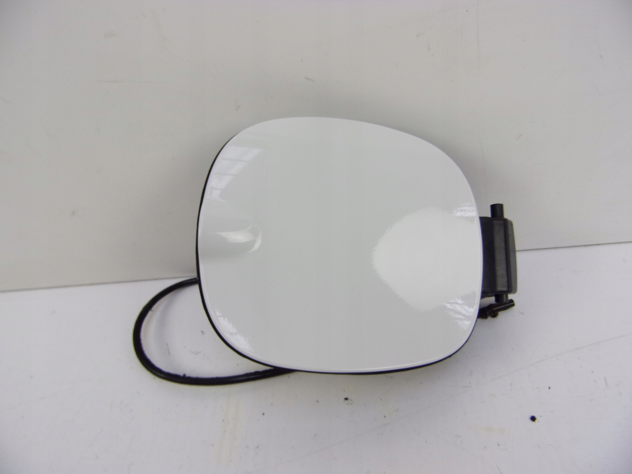 FIAT 500L LIVING КРЫШКА ТОПЛИВНОГО БАКА 268 / A